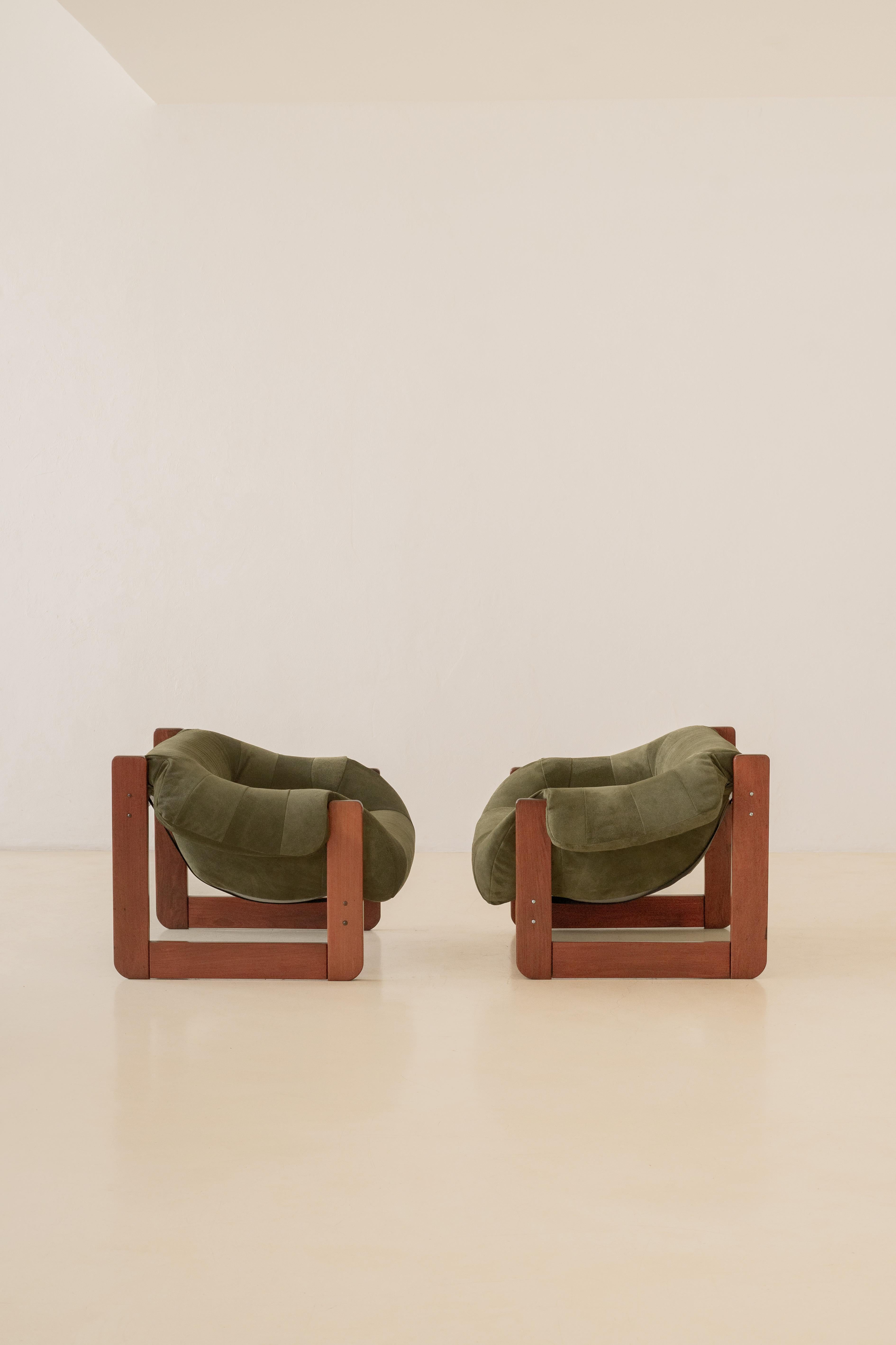 Paire de chaises longues MP-97 de Percival Lafer, milieu du siècle, Brésil, 1970 Bon état - En vente à New York, NY