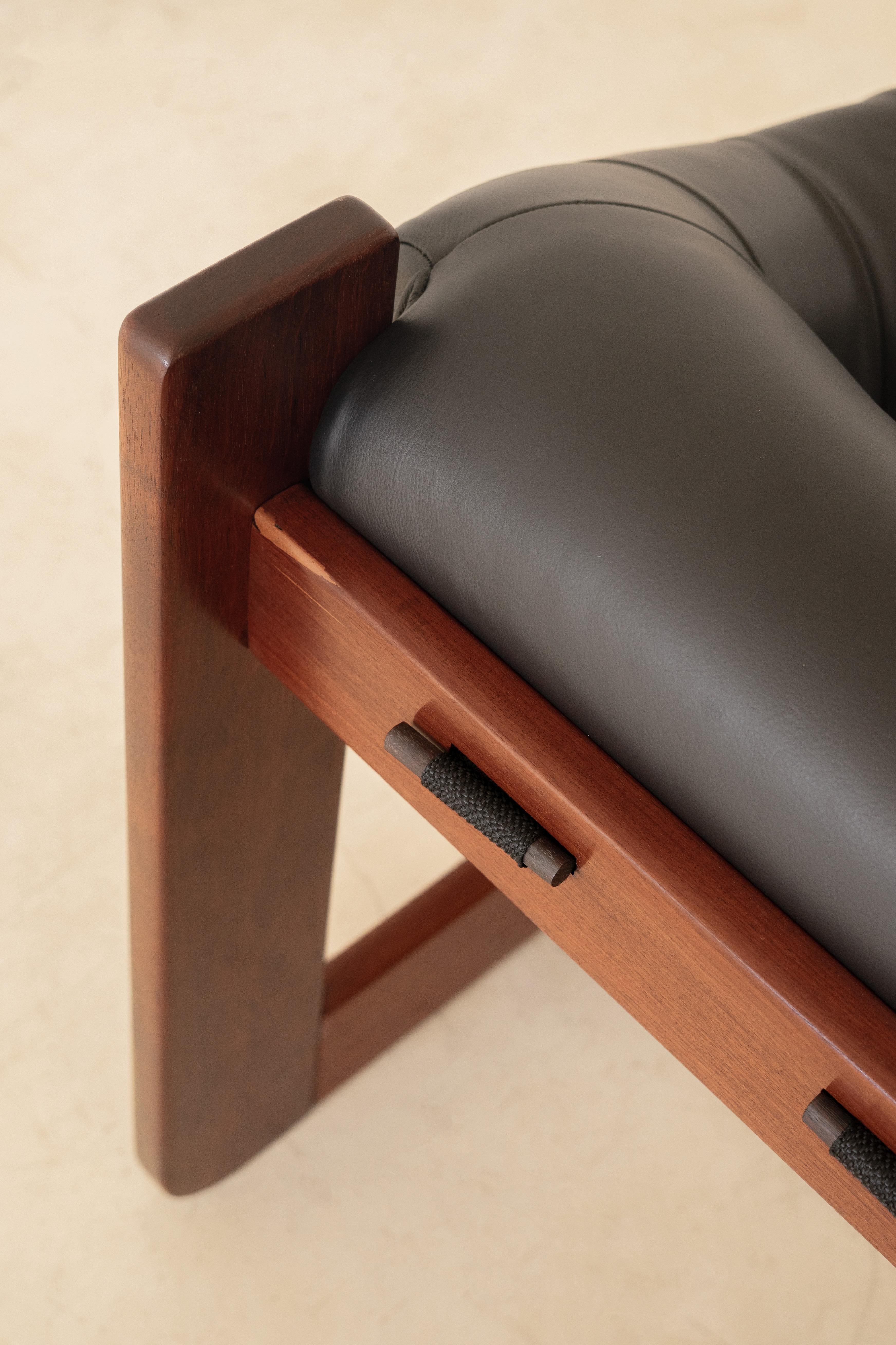 Paire de chaises longues MP-97 de Percival Lafer, milieu du siècle, Brésil, 1970 en vente 4