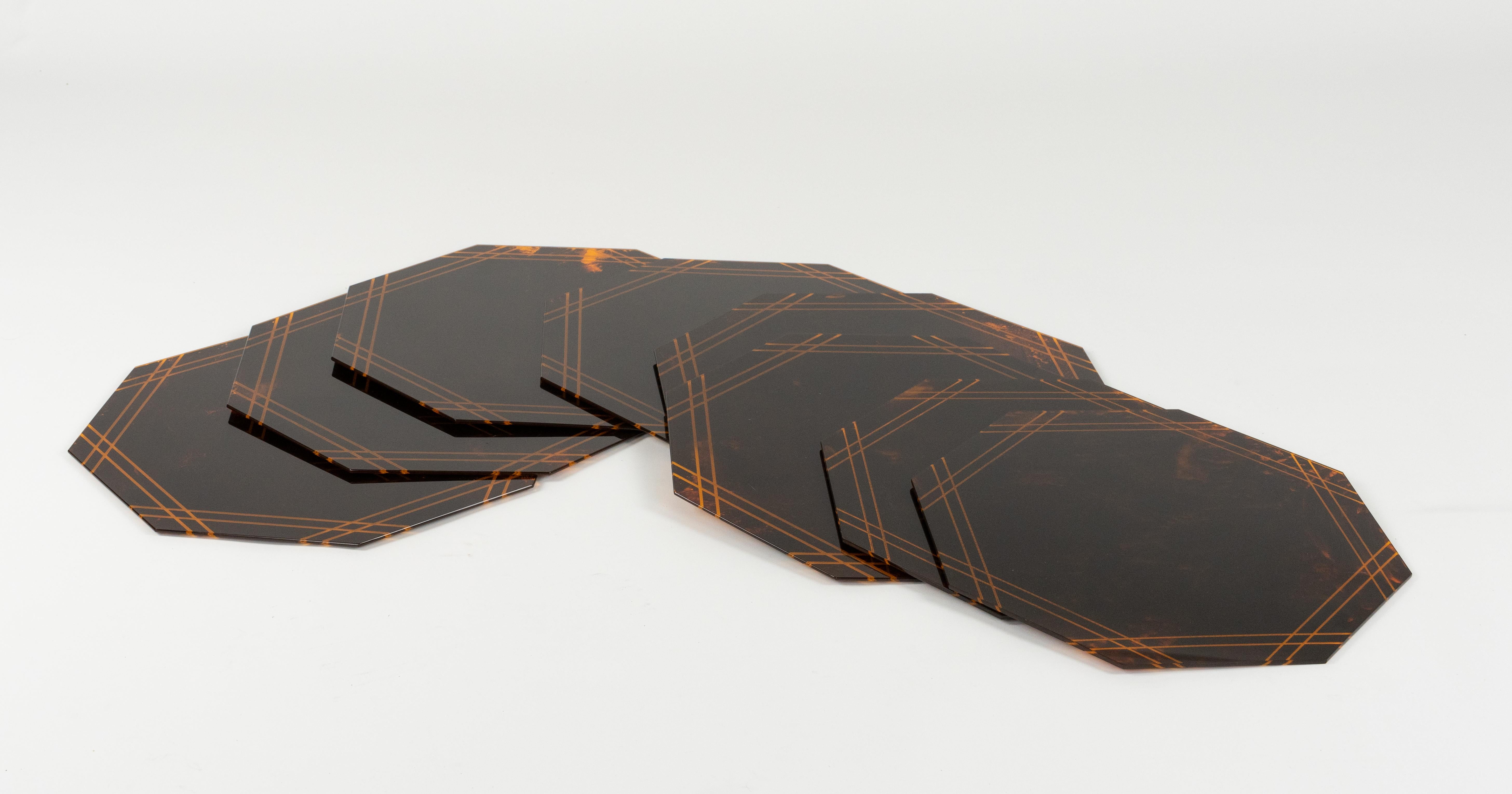 Italian Set of Eight Placemats Tortoiseshell Effect Lucite by Team Guzzini, Italy 1970s For Sale