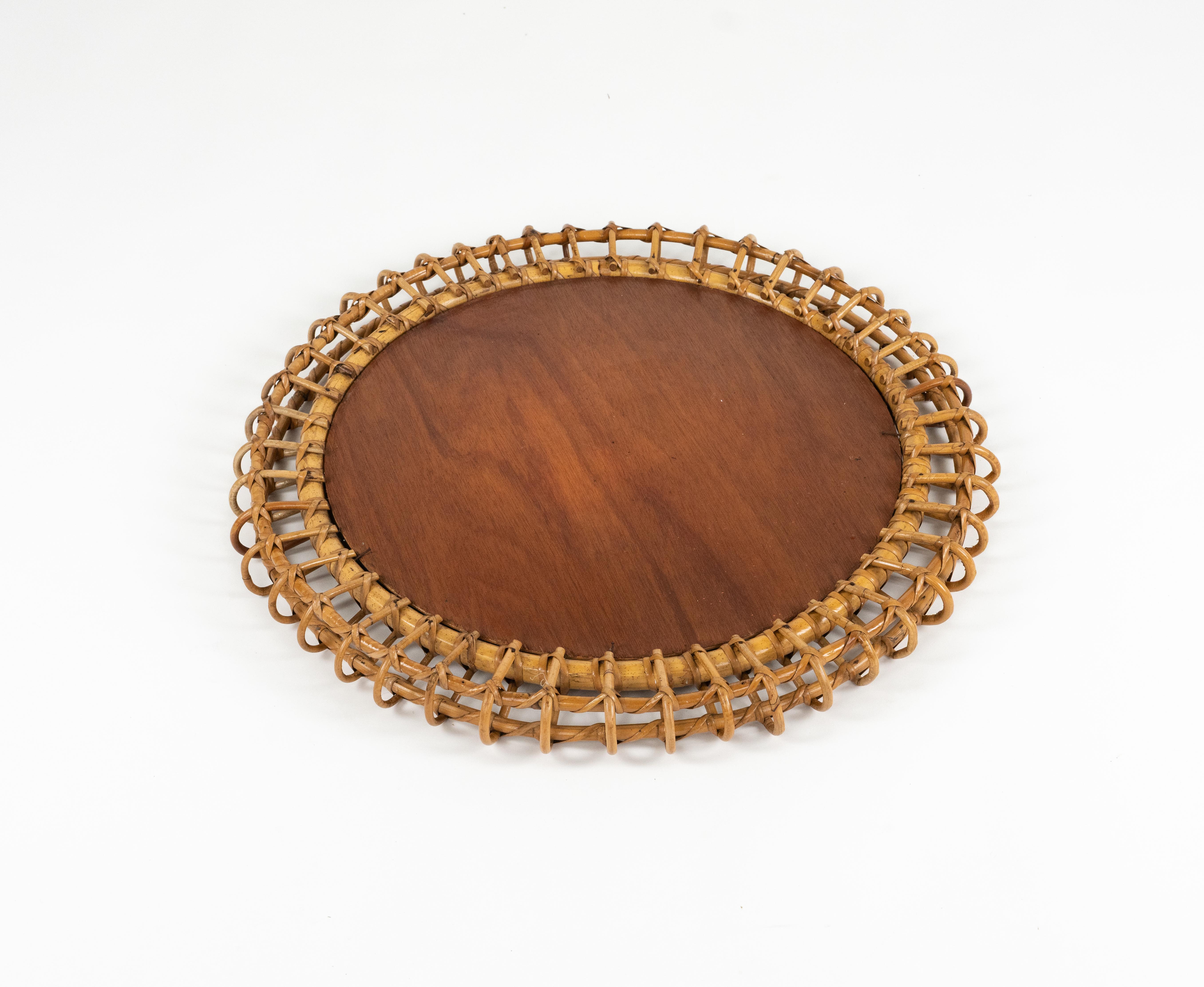Espejo de pared redondo de mediados de siglo Estilo bambú y ratán Franco Albini, Italia Años 60 en venta 1