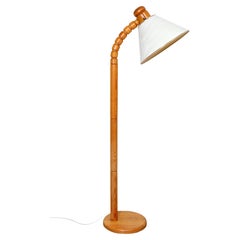 Vintage schwedische Solbackens-Kiefer-Gelenk-Stehlampe, um 1970