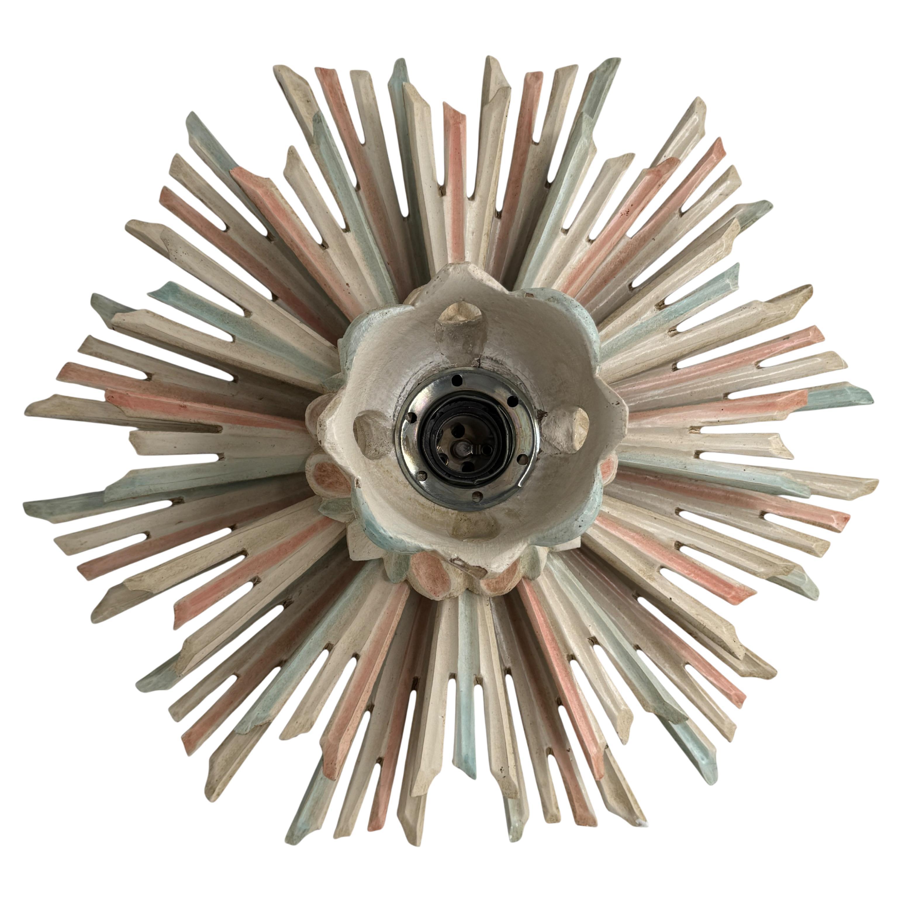 Plafonnier en bois à étoiles et soleil en forme de Florentine 1960s en vente