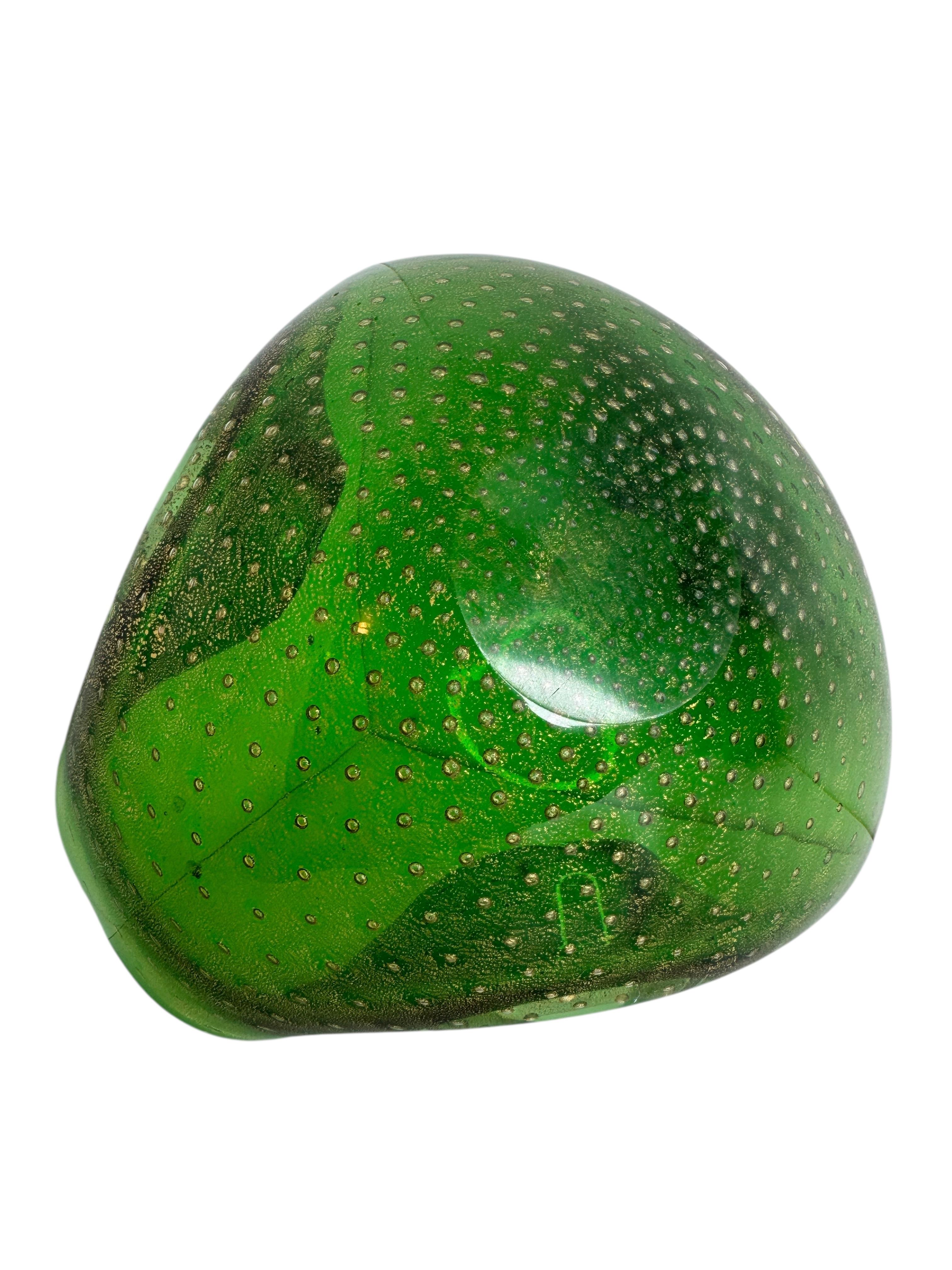 Sommerso Green Kontrollierte Blasen Murano Kunstglas Schale oder Astray (Glaskunst) im Angebot