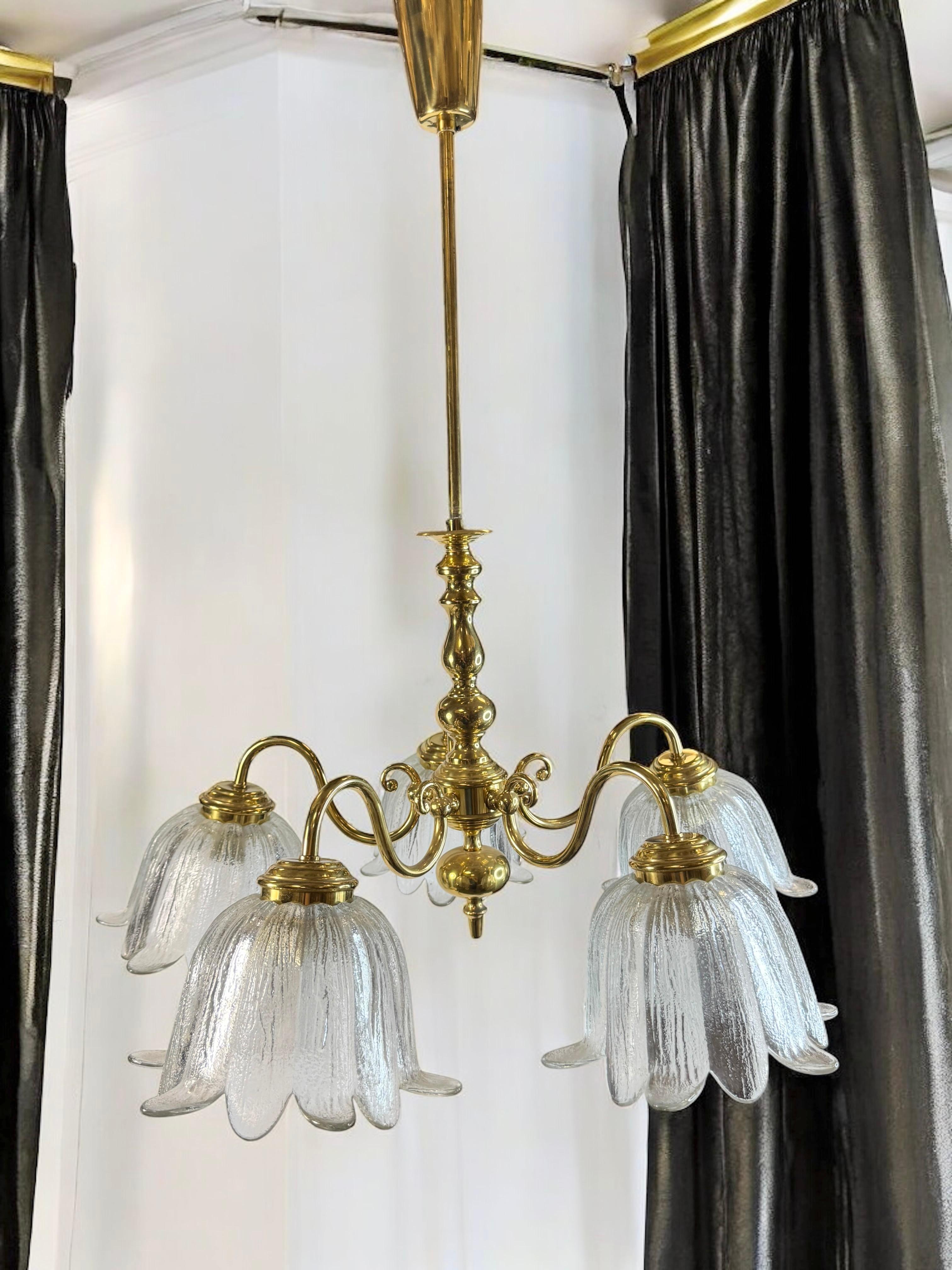 Large Five Light Brass Tole Chandelier Calyx Glass Shade Hollywood Regency Style For Sale 7