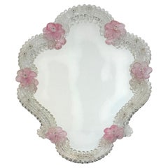 Precioso Espejo de Pared de Cristal de Murano con Flores rosas Años 50, Italia Venecia Venetia