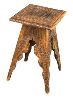 Stile moresco, Arts and Crafts, tavolino o sgabello intagliato a scaglia, arte popolare, tedesco