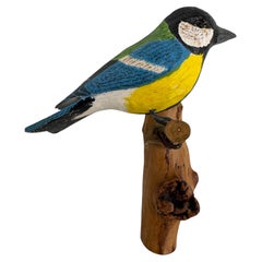 Mésange charbonnière, oiseau de Viechtauer, sculpté à la main dans du bois, art populaire de la Forêt-Noire, Autriche