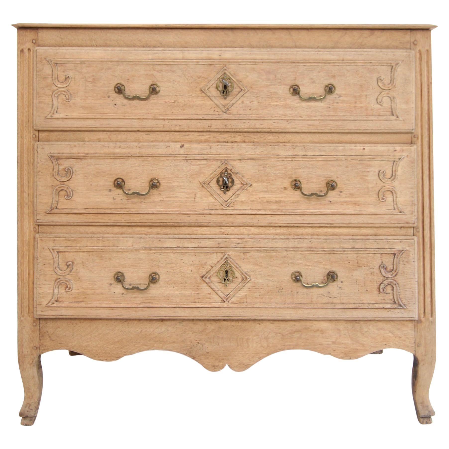 19th Century Bleached Oak Chest of Drawers For Sale