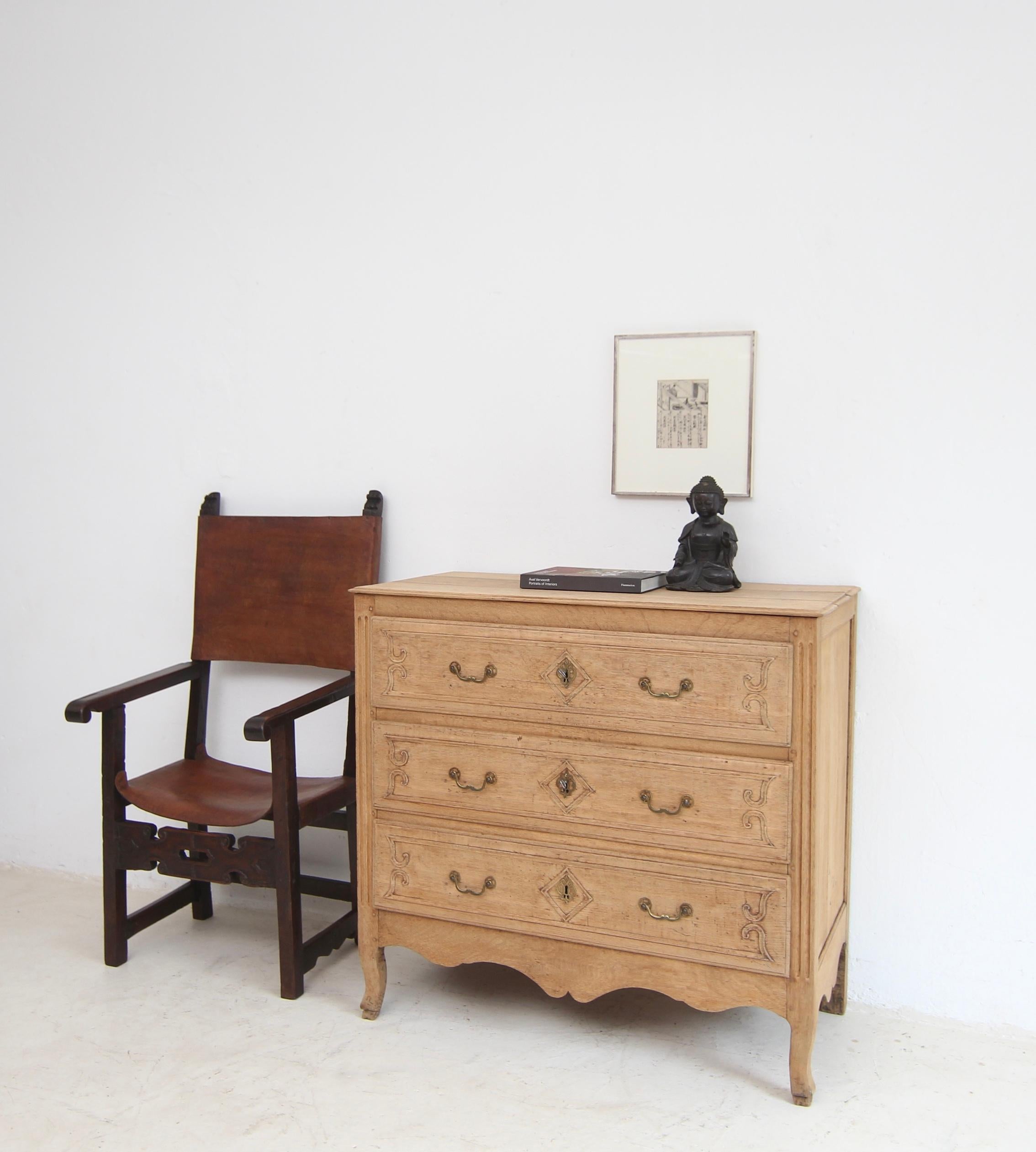 French Provincial 19th Century Bleached Oak Chest of Drawers For Sale