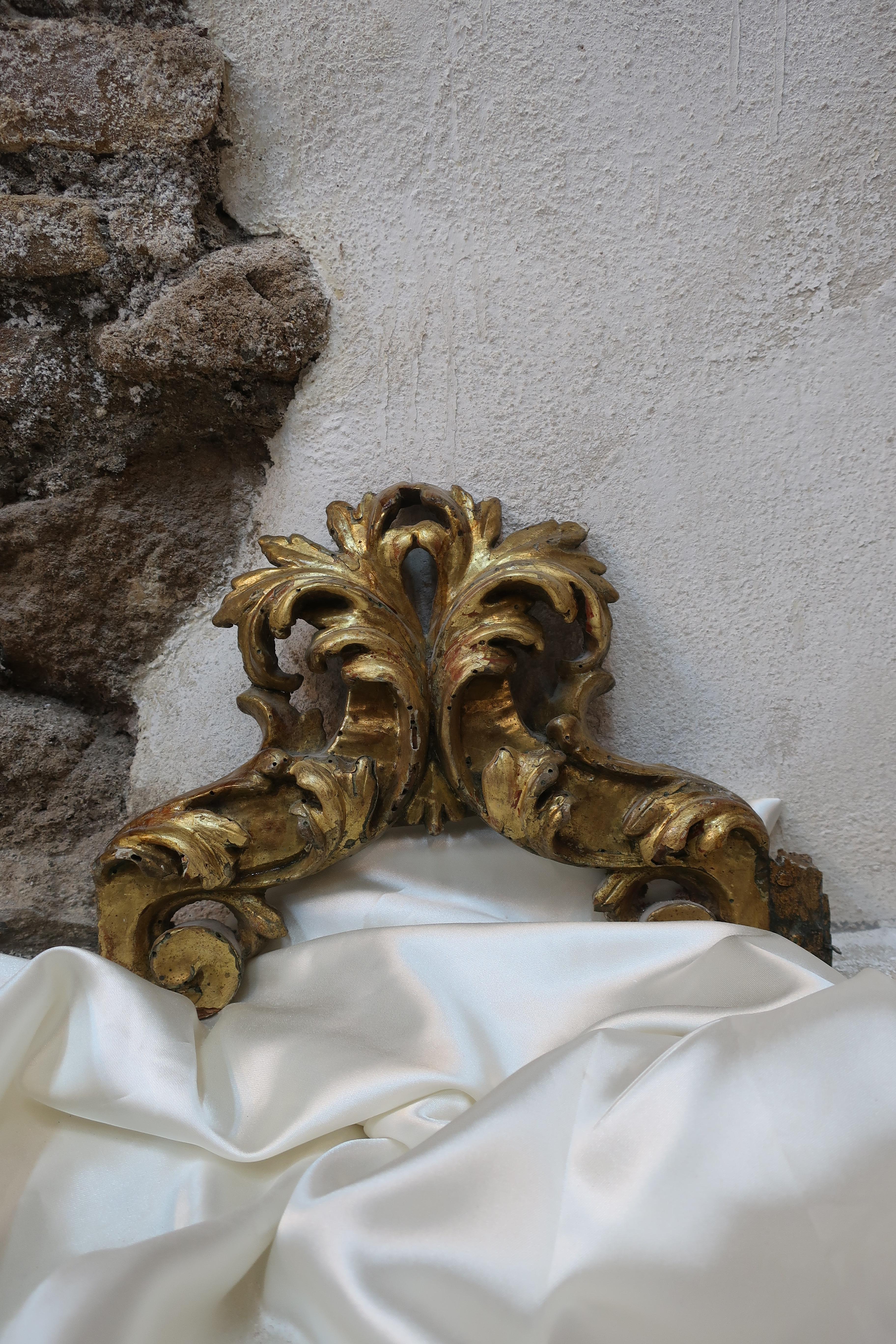 Goldene Barockfriese aus dem 17. Jahrhundert im Angebot 11