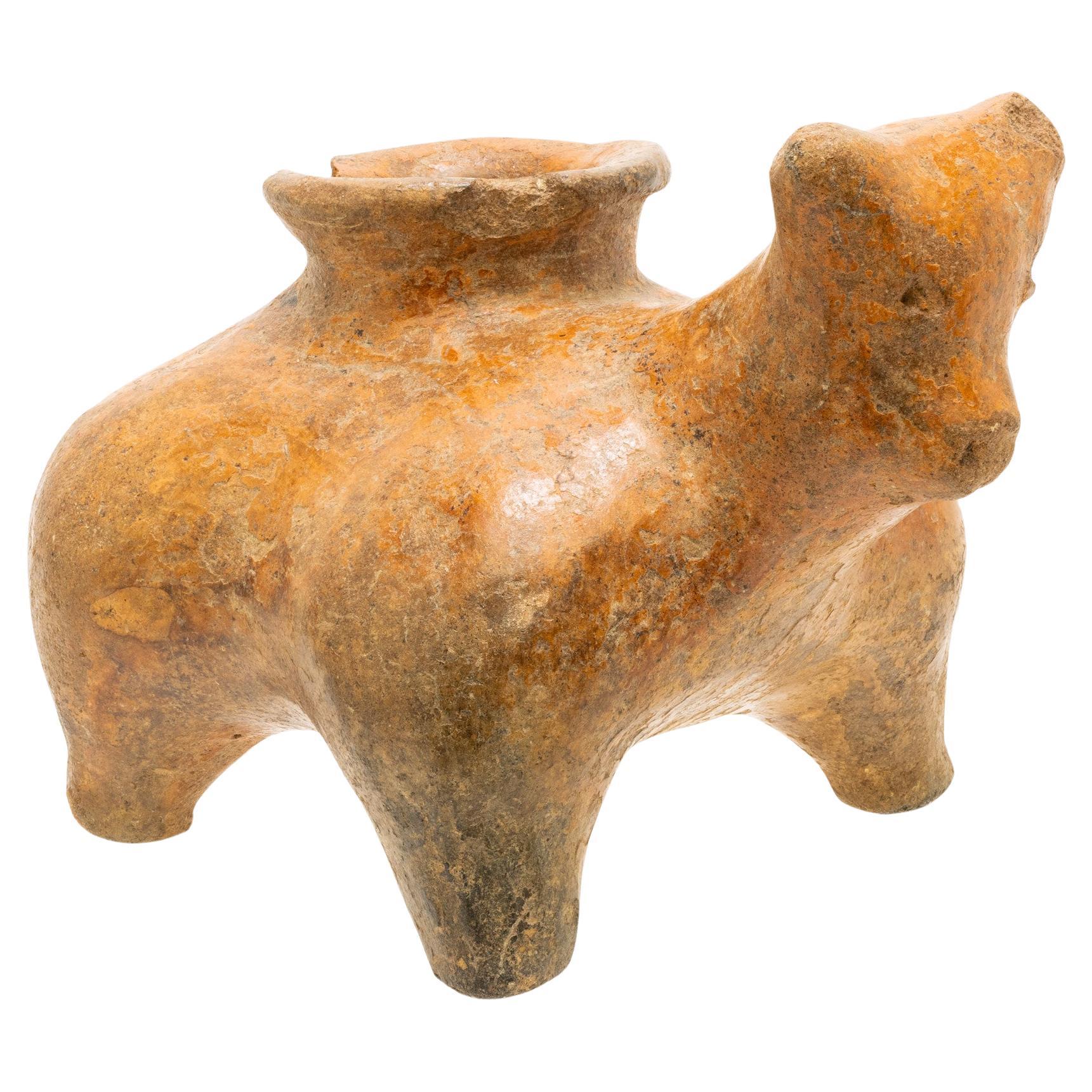 Vase à chien en terre rouge Pre-Columbian Jalisco en vente