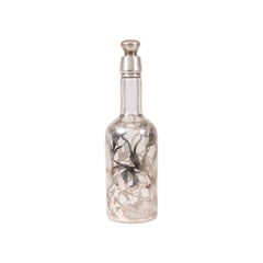 Vintage-Glasflasche für die Bar mit Sterlingsilber-Verzierung und fünf Schnapsgläsern