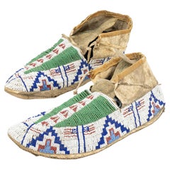 Native American Sioux Beaded Patriotic Moccasins