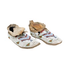 Native American Sioux Beaded Moccasins
