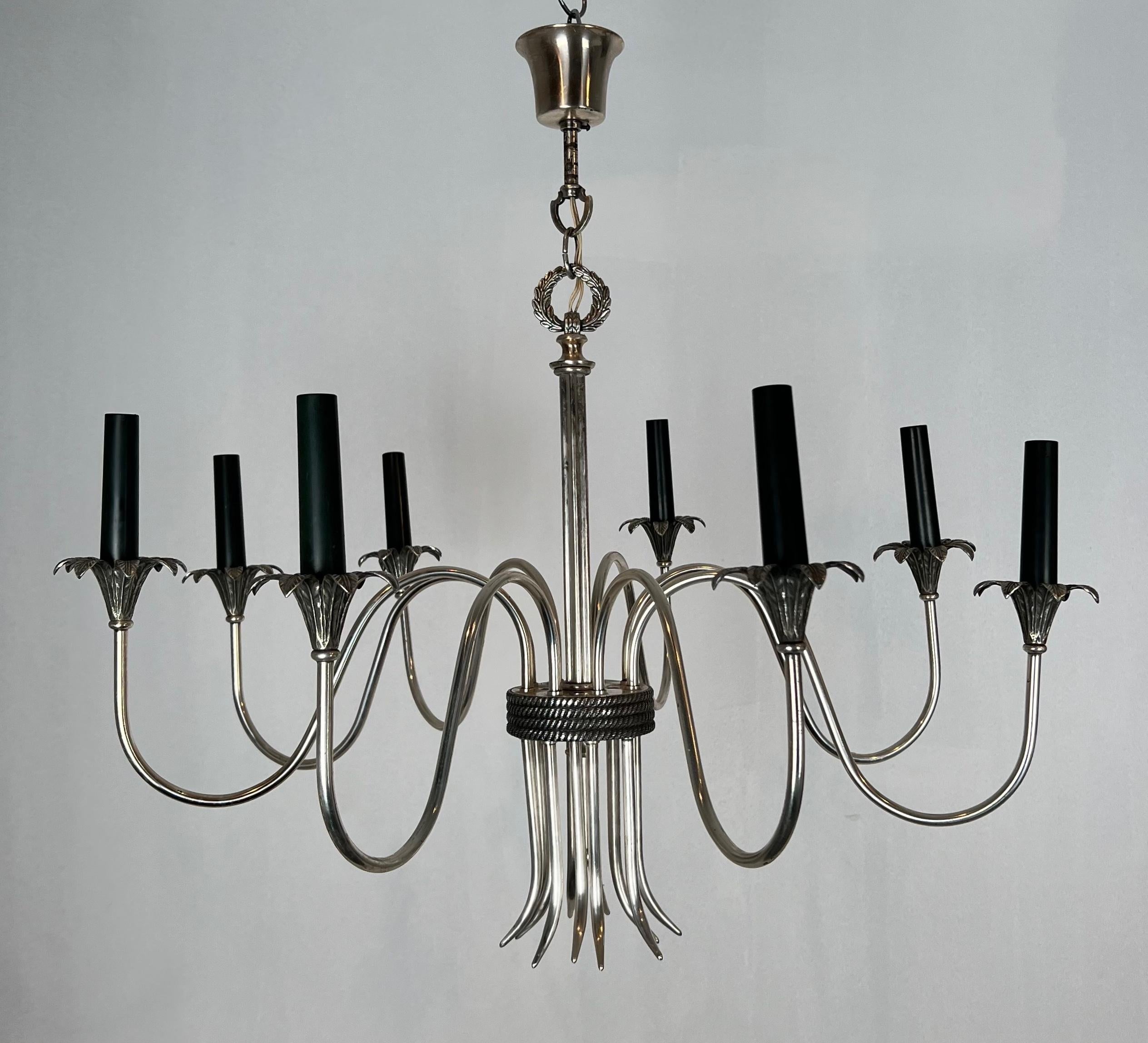 Lampadario in metallo argentato in stile neoclassico di Maison Charles in vendita 6