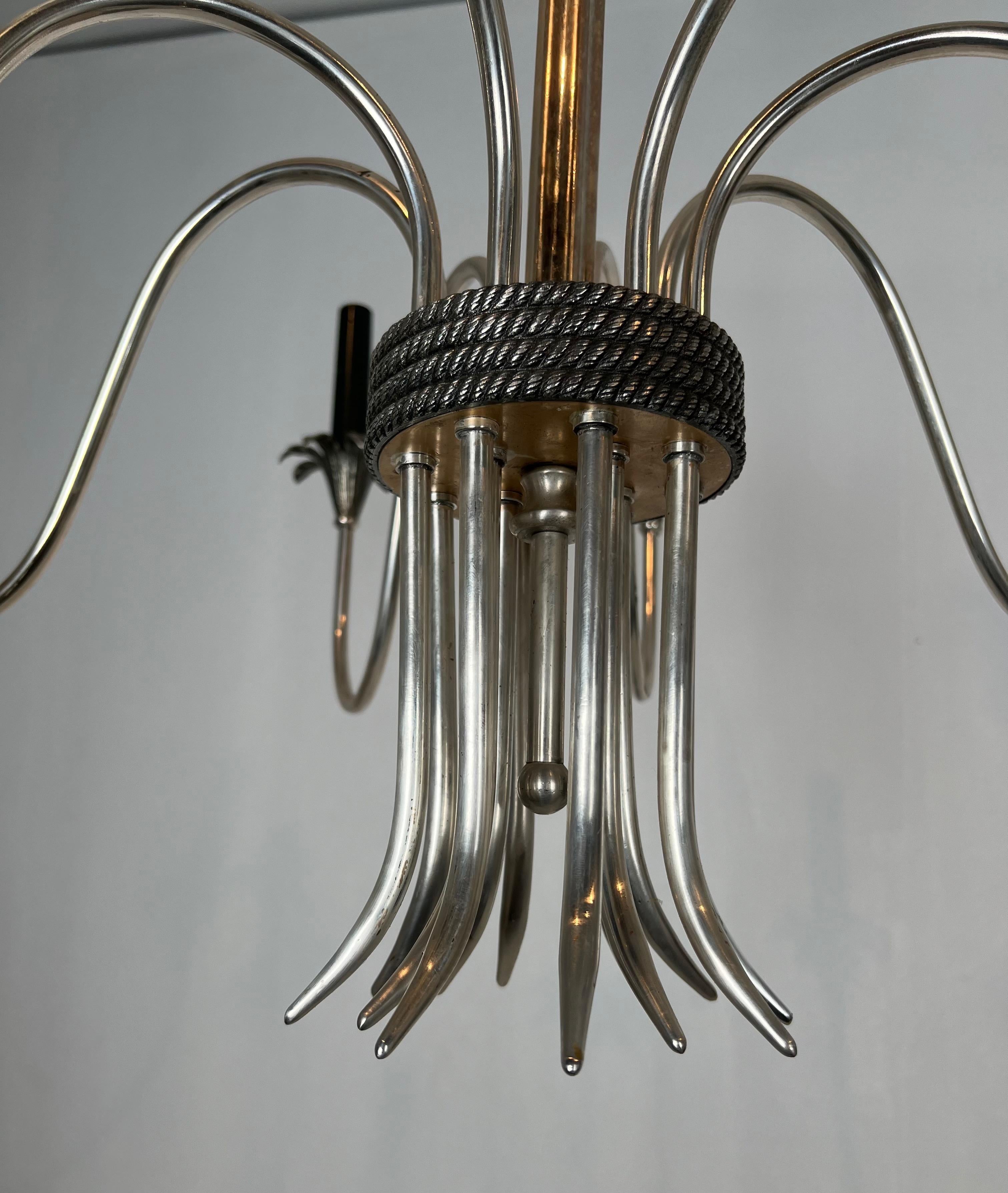 Lampadario in metallo argentato in stile neoclassico di Maison Charles in vendita 4