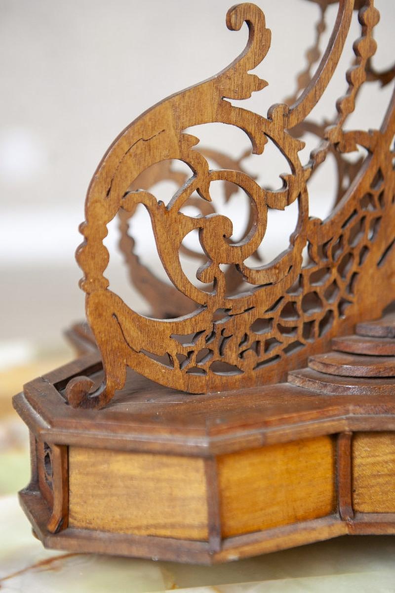 Unique Mantel Clock in Elaborate Exotic Wood Case, Late 19th Century For Sale 3