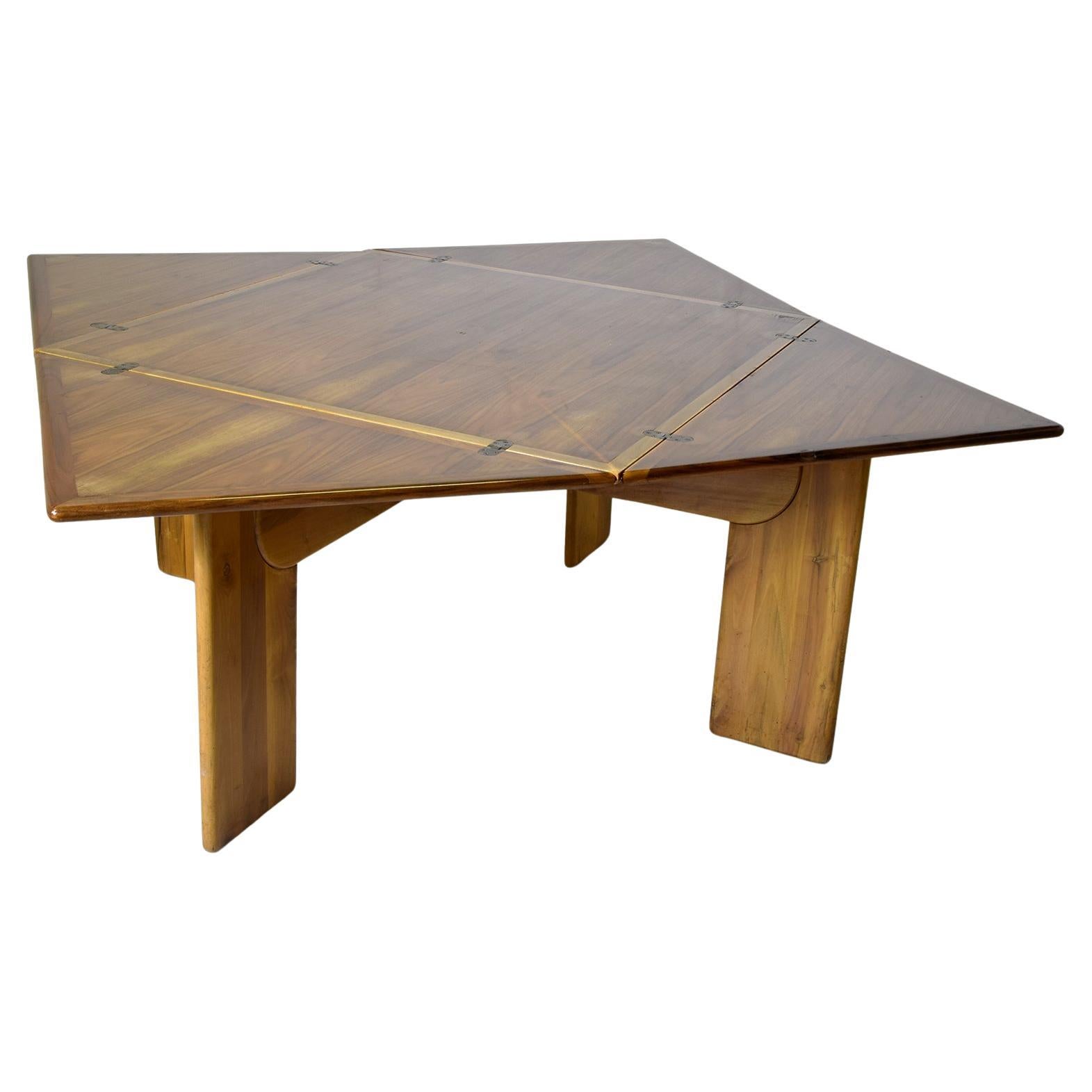 Silvio Coppola Big Foot quadratischer Tisch für Bernini 1960er Jahre.