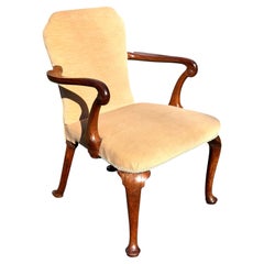 Fauteuil George I en noyer