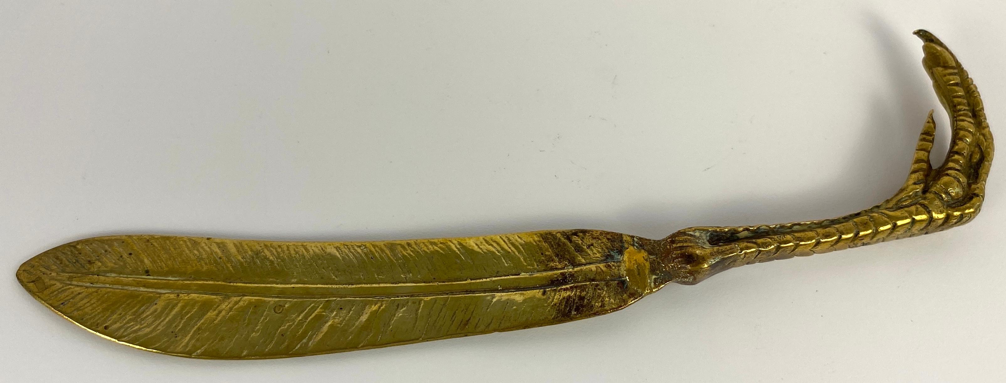 Französisch Art Deco Bronze Claw & Quill Brieföffner, seltene Bronze Brieföffner (20. Jahrhundert) im Angebot