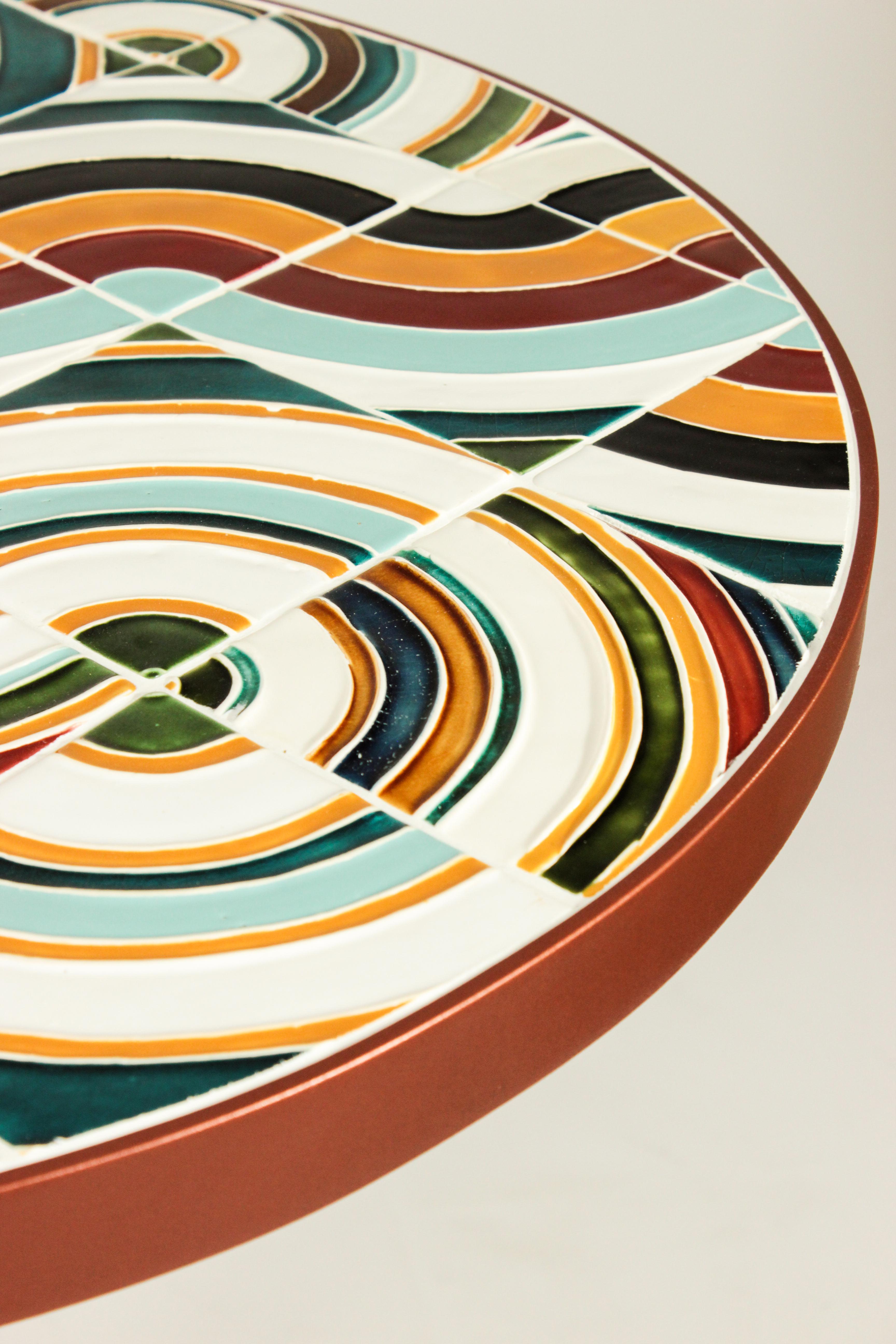 Métal Table de salle à manger Caldas 75Ø avec carreaux multicolores faits à la main en vente