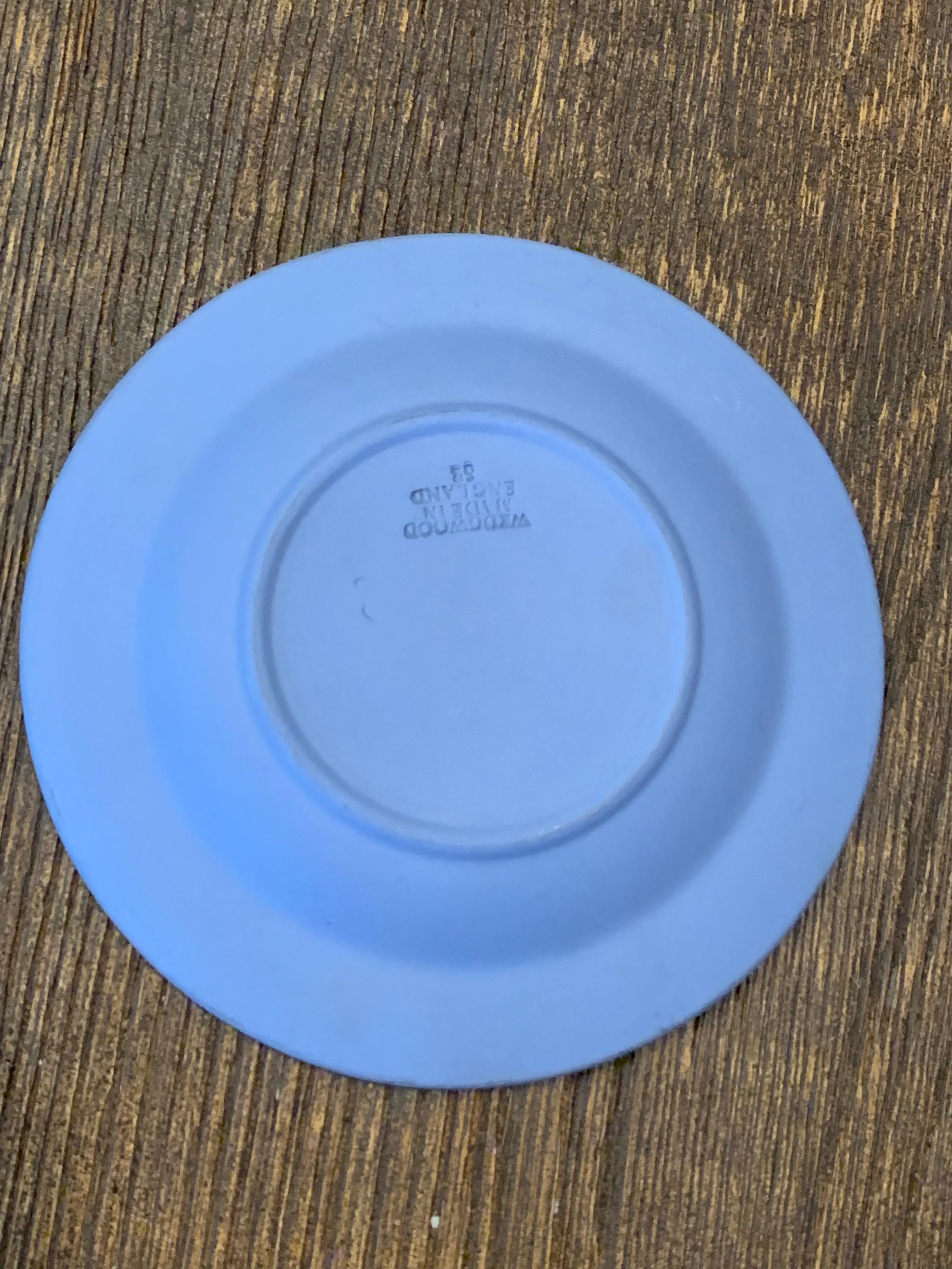 Hand-Crafted Mid-century Wedgwood Jasperware Cream on Blue For Sale