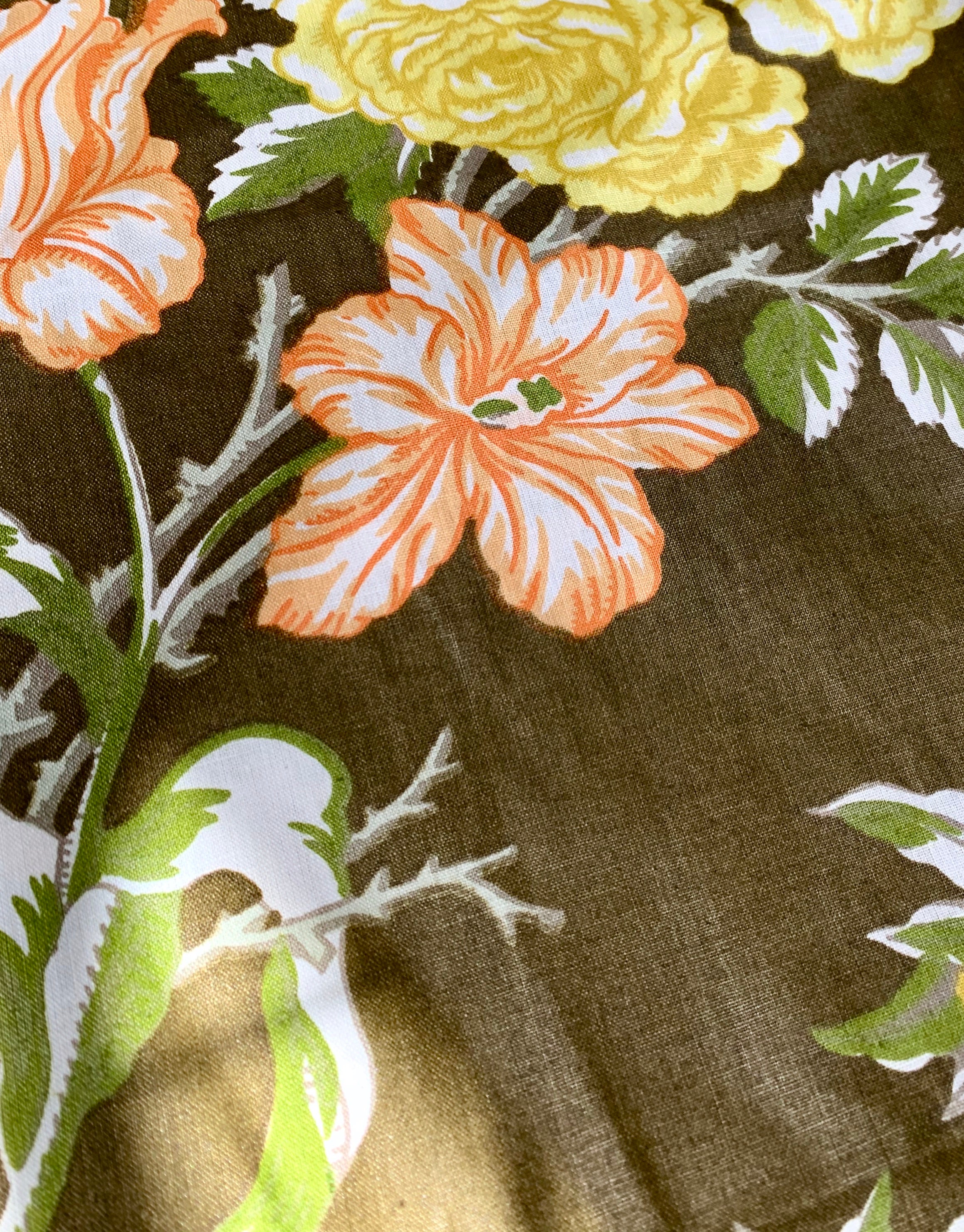 Japonisme Moss Green Floral Trompe L’Oeil Handprinted Linen, Schumacher, Kent Garden, 1971 For Sale