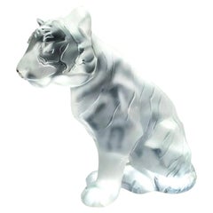 Lalique Tigre Assis, Sitting Tiger Grand Crystal Sculpture, Signed, 2003