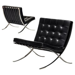 Used Knoll Barcelona Lounge Chair Mies van der Rohe, Black Leather, Stainless, 1960s
