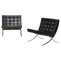 Knoll Barcelona Lounge Chair Mies van der Rohe, Black Leather, Stainless, 1960s