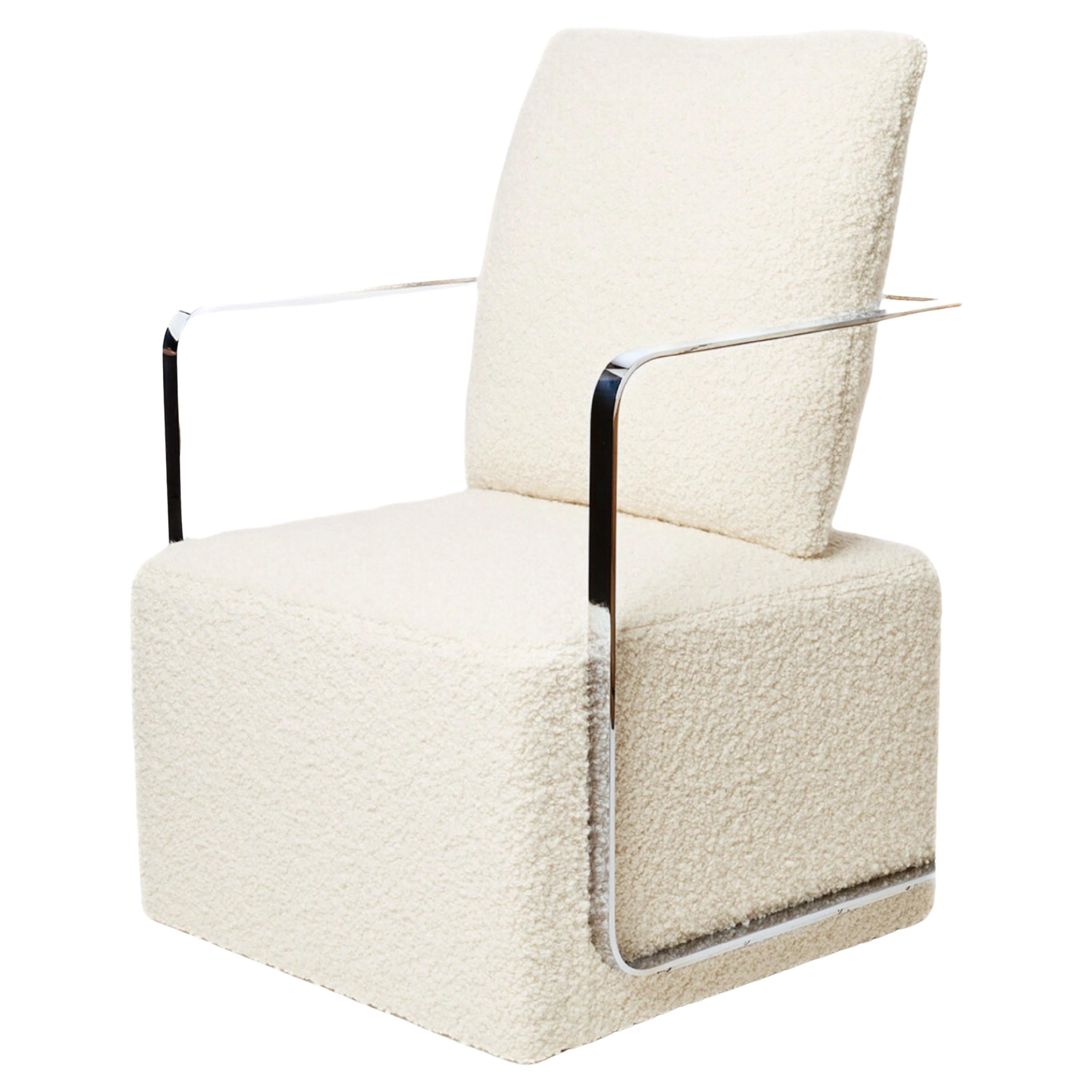 Silla Armchair by Lazzarini & Pickering for Marta Sala Editions, Polished Stainless Steel with cream wool bouclé

Designed by Lazzarini and Pickering, the 'Silla' chair is taken from a wider collection produced by architects Claudio Lazzarini and