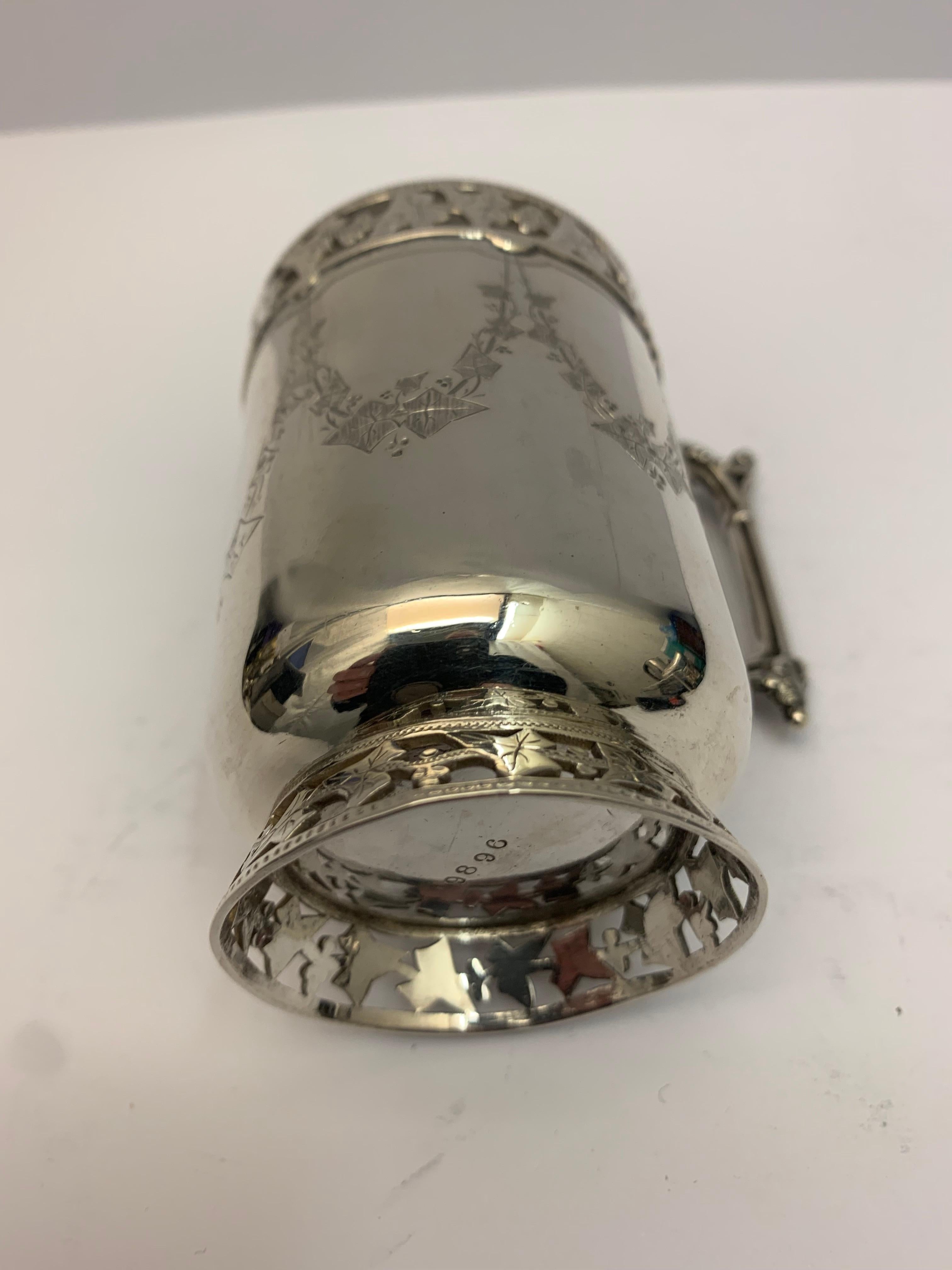 English 19th Century Small Antique Silver Mug For Sale