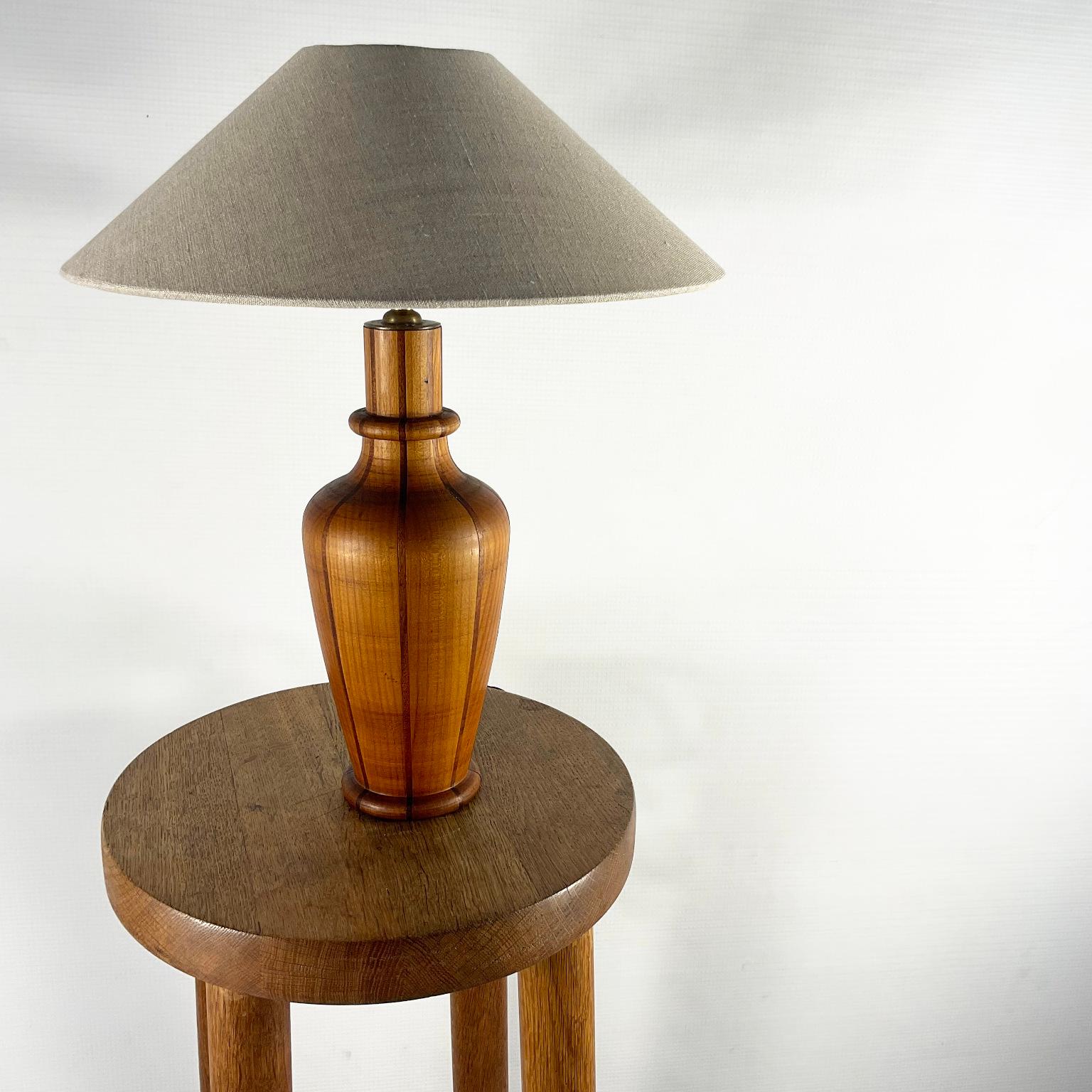 Lampe de table ébéniste des années 1950 en vente 2