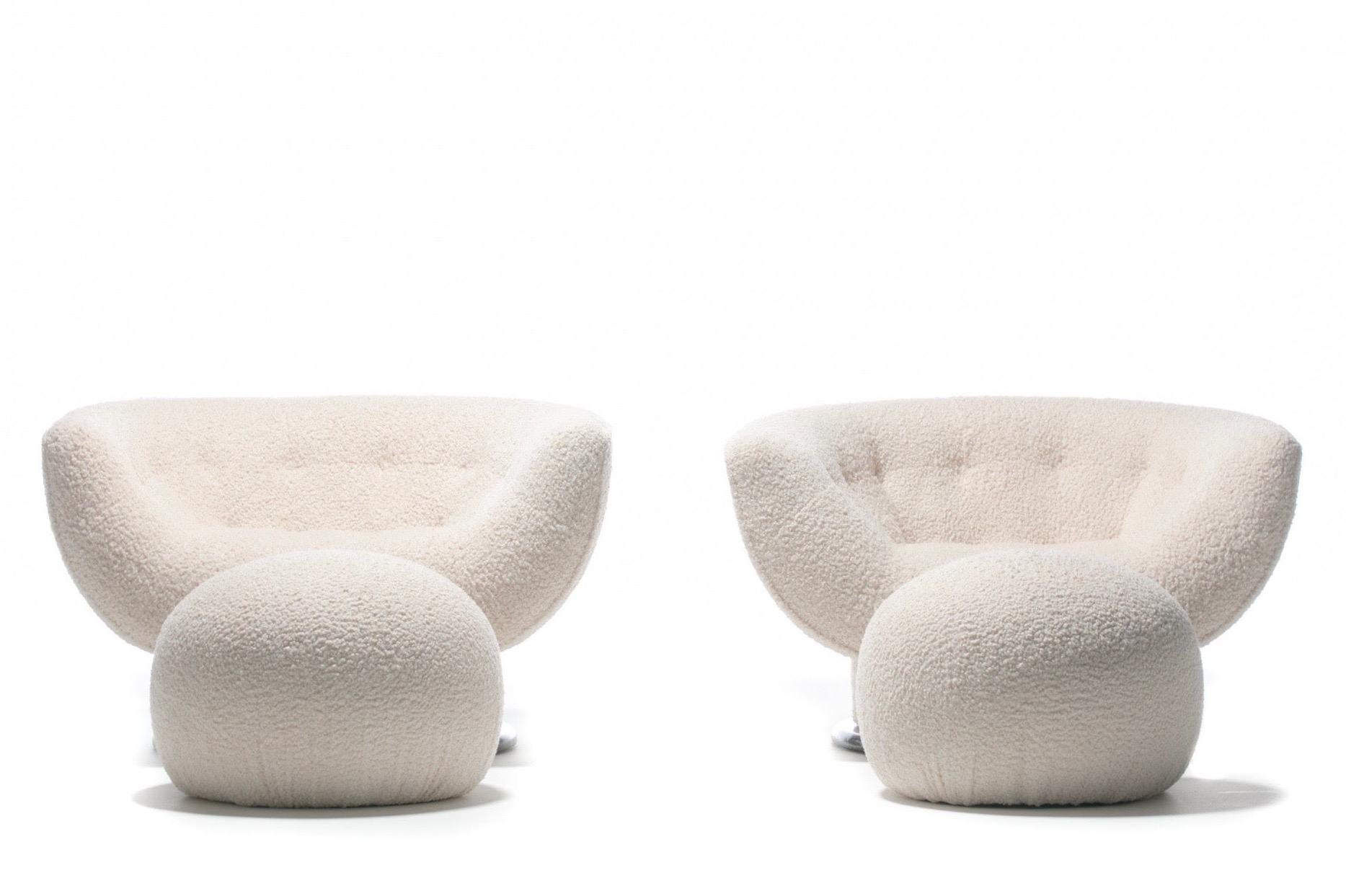 Pair of Directional Poufs Ottomans in Ivory White Bouclé 2