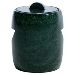 Cubitera modernista de mármol verde moteado con vetas de color marfil, hacia la década de 1970