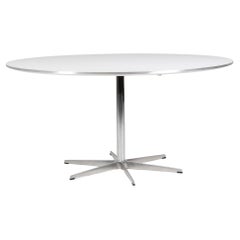 Piet Hein & Arne Jacobsen, runder Esstisch
