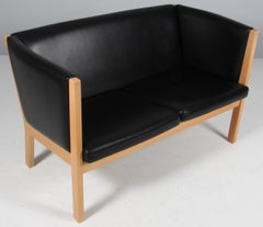 Hans J. Wegner Zweisitzer-Sofa