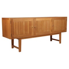 Arne Vodder cabinet with 3 doors, Oak. Denmark 1960's