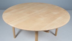 Hans J. Wegner Round Dining Table, with Two Extensions Plate, PP70, Mahogany