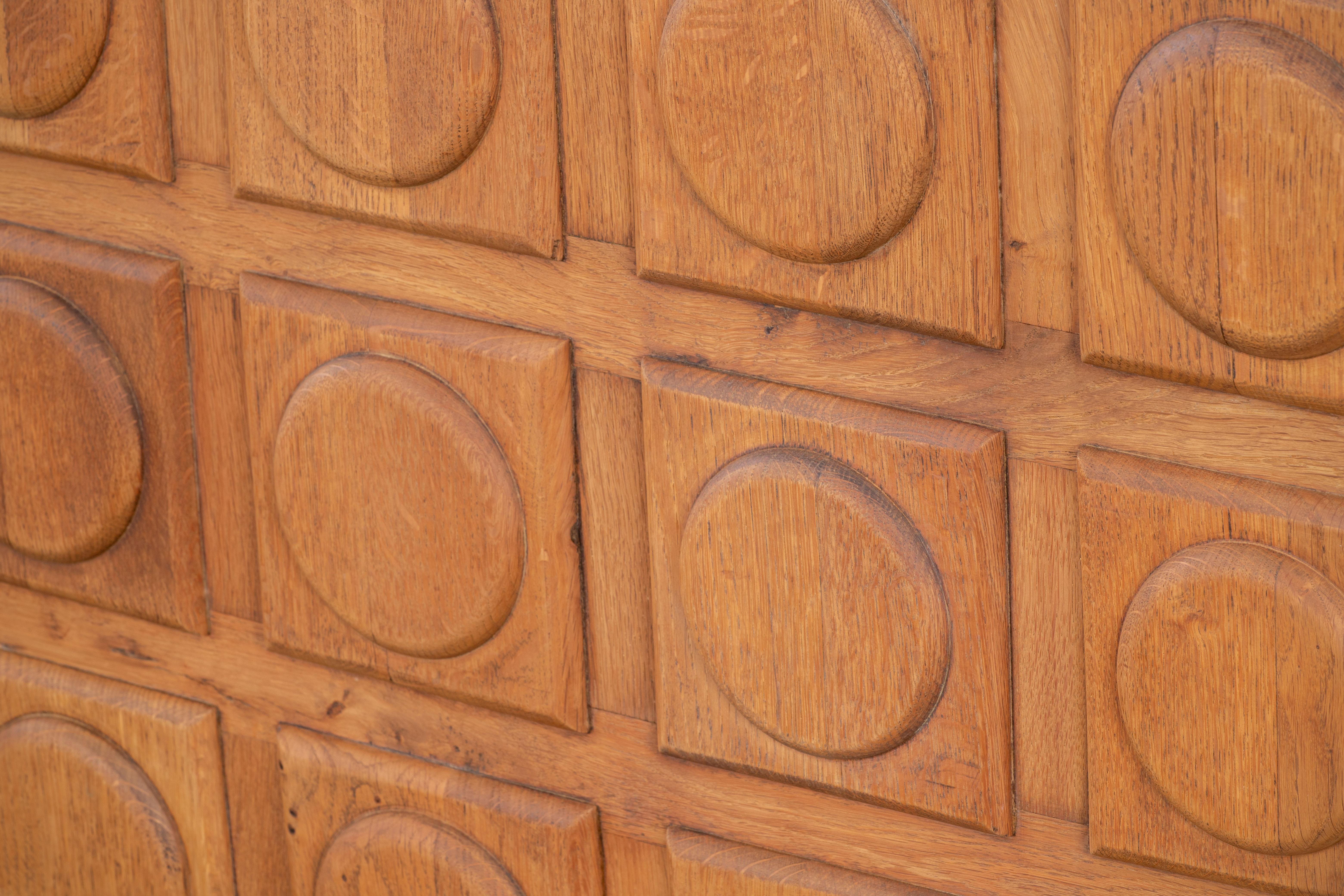 Brutalist Solid Oak Sideboard, France, 1940s For Sale 2