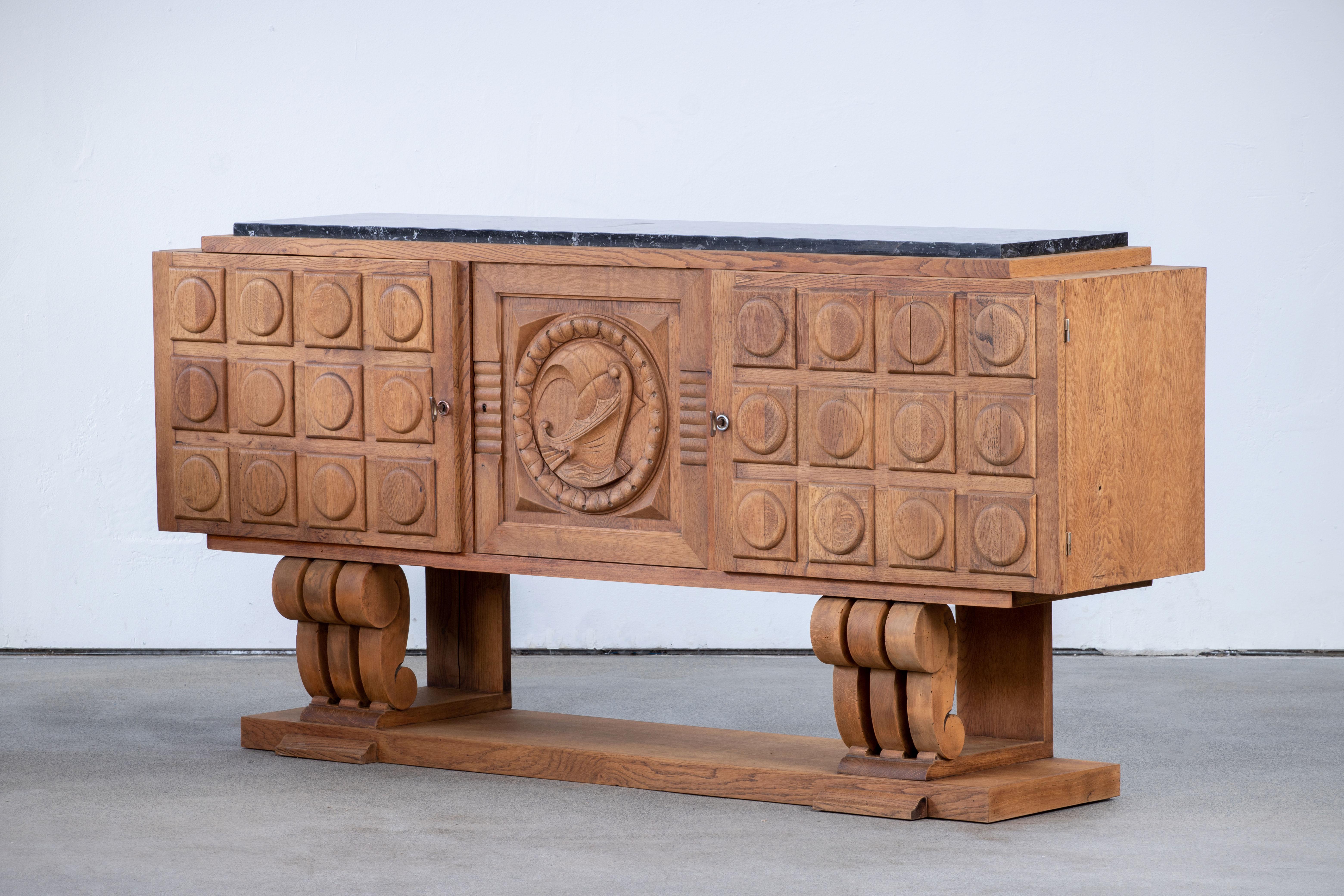 Brutalist Solid Oak Sideboard, France, 1940s For Sale 3