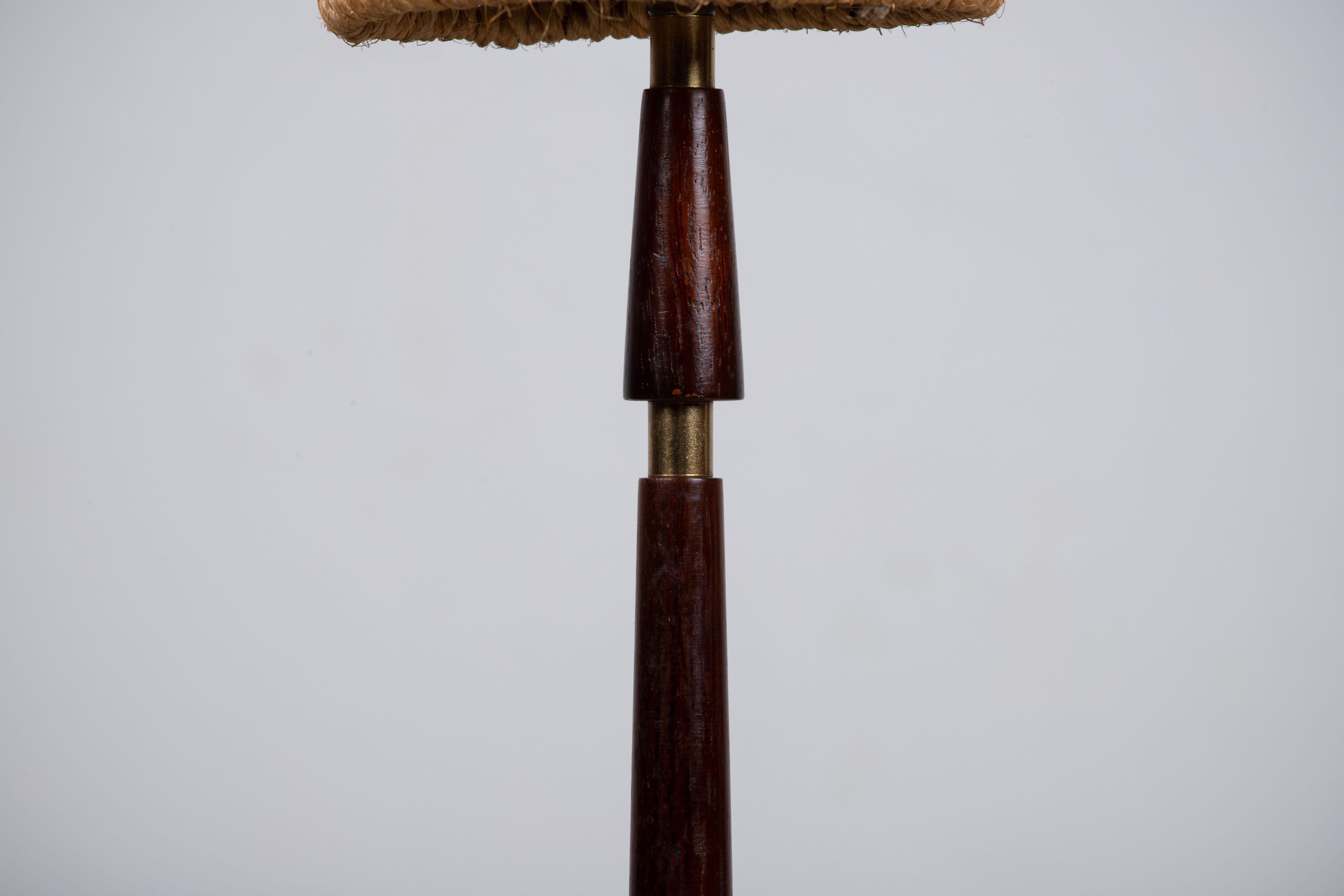 Mid-Century Danish Table Lamp in Solid Teak, 1960 For Sale 1