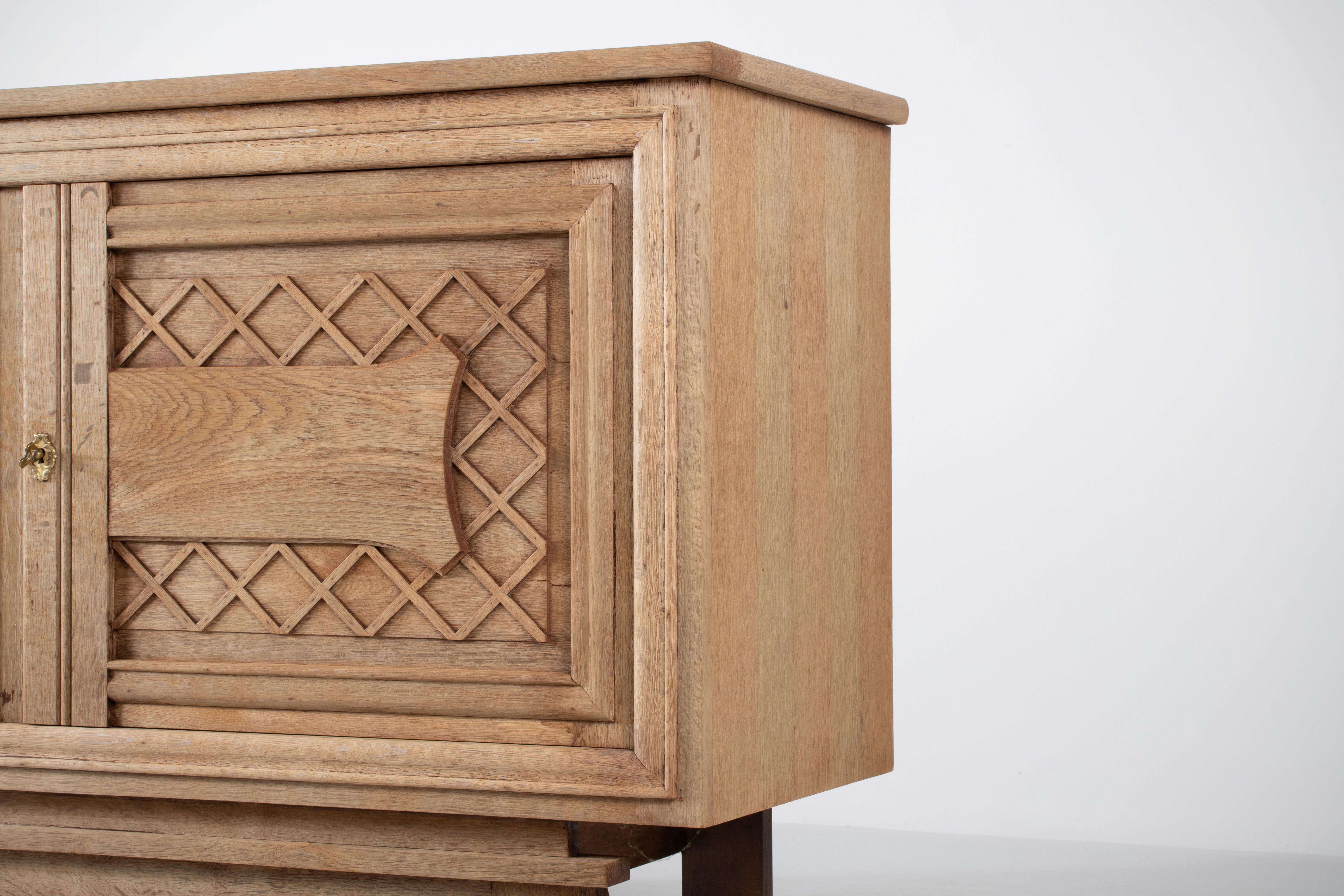 A Composition of Geometric Restraint: French Buffet with Lattice Carvings For Sale 2