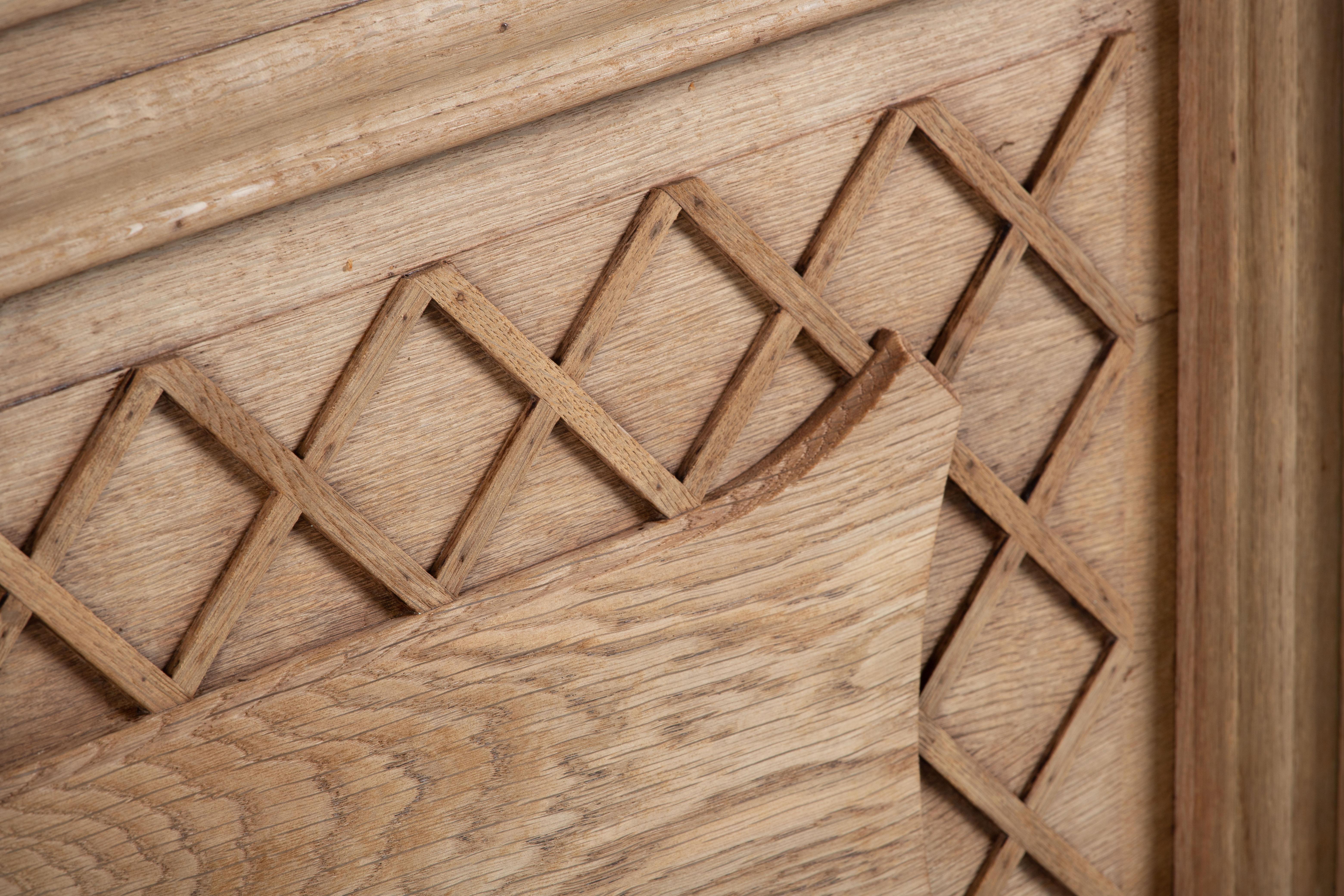 A Composition of Geometric Restraint: French Buffet with Lattice Carvings For Sale 4