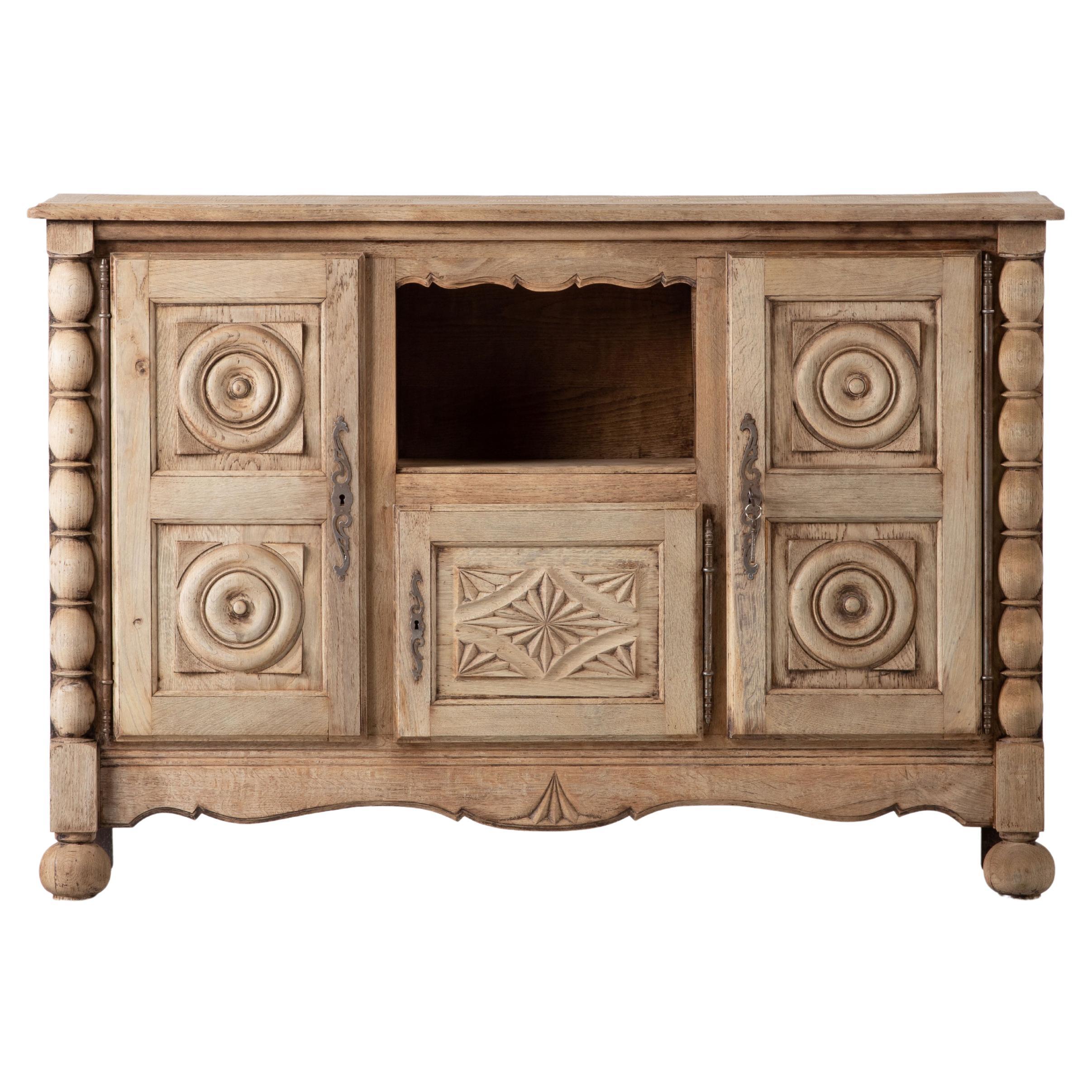 Natürlich  Massive Eichen-Credenza, Frankreich, 1940er Jahre im Angebot
