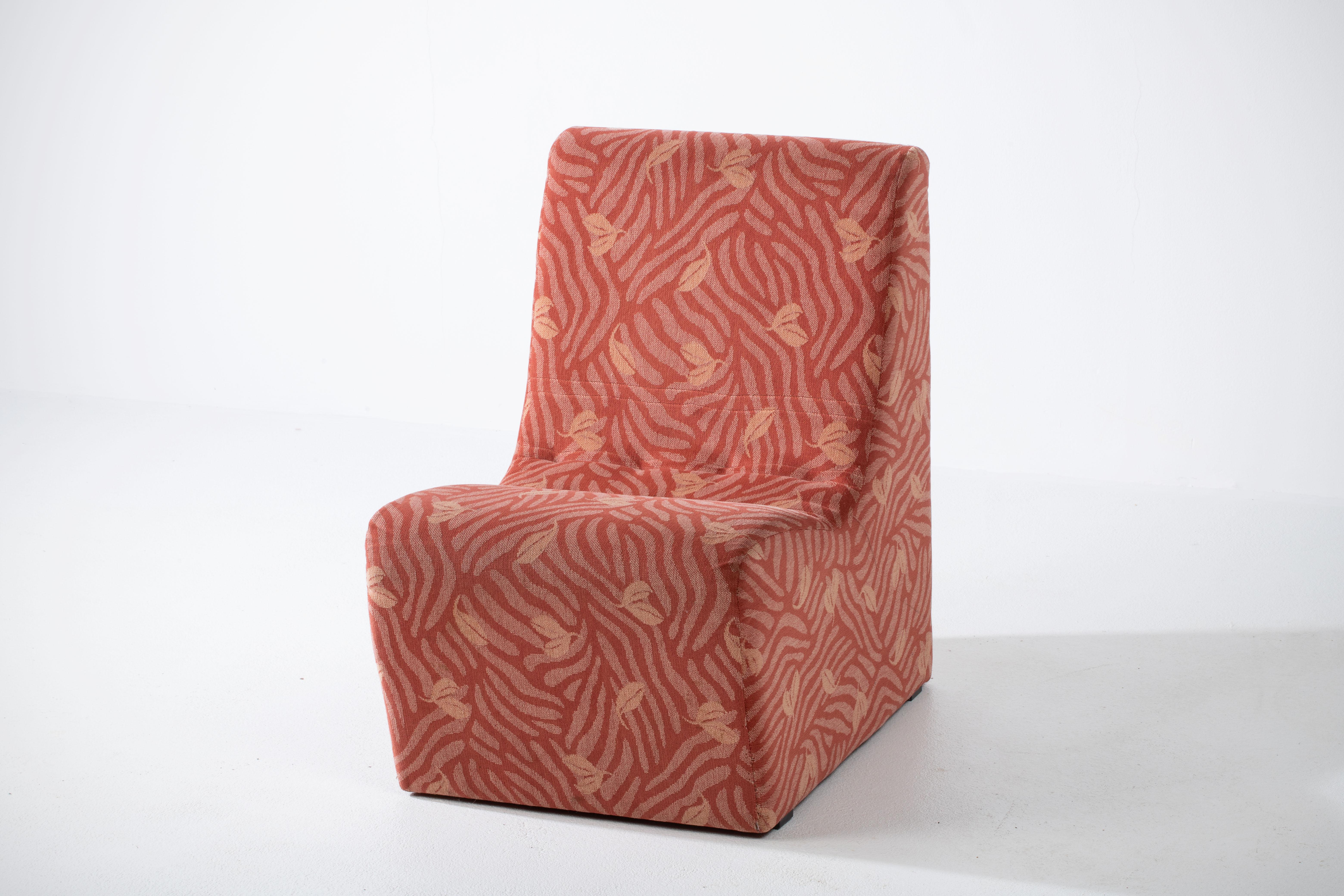 Une composition d'une adaptabilité sculpturale : Canapé modulaire du milieu du siècle, tissu Blush en vente 3