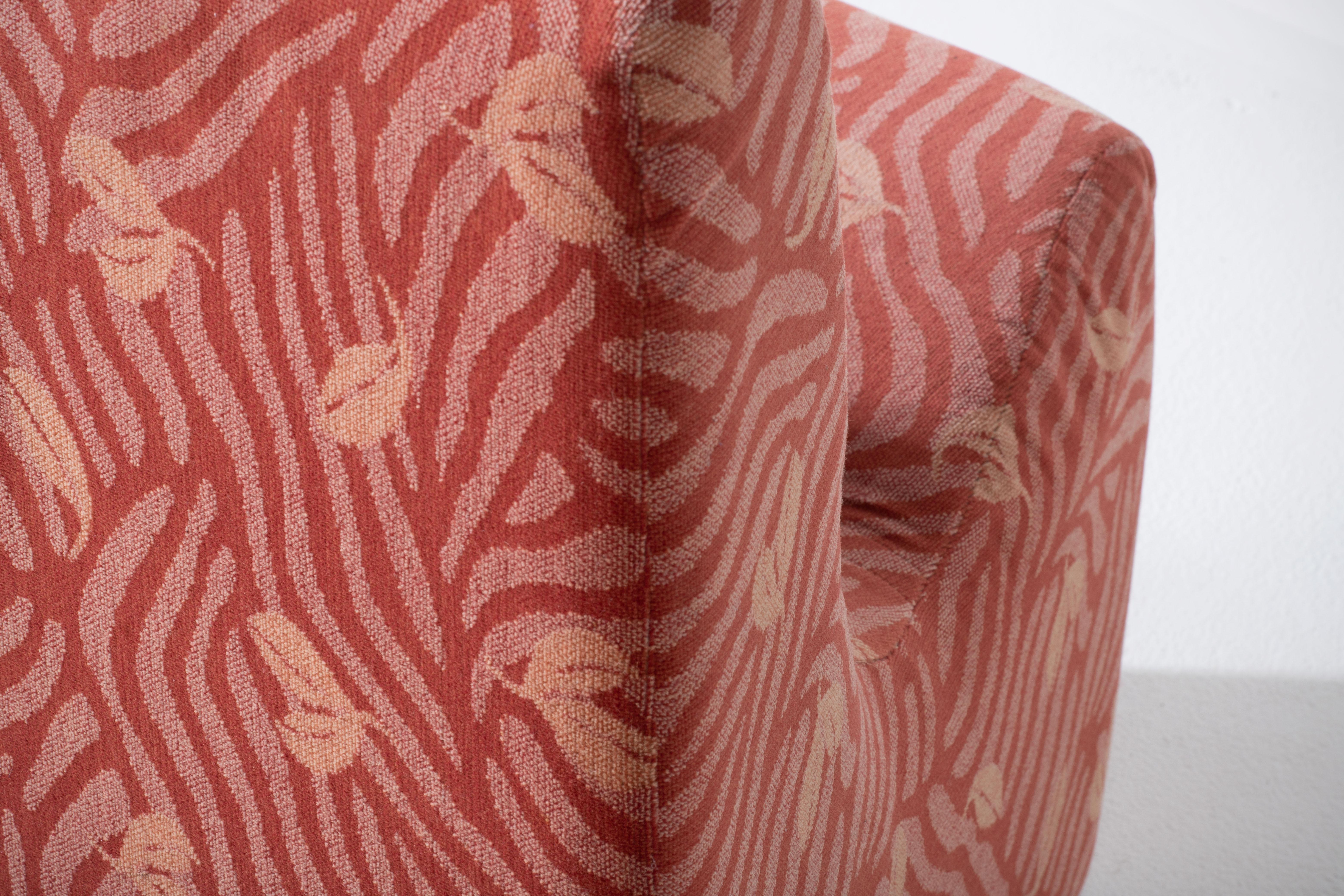 Une composition d'une adaptabilité sculpturale : Canapé modulaire du milieu du siècle, tissu Blush en vente 2