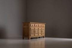 Grand buffet, en orme massif et fer forgé, France, années 1940