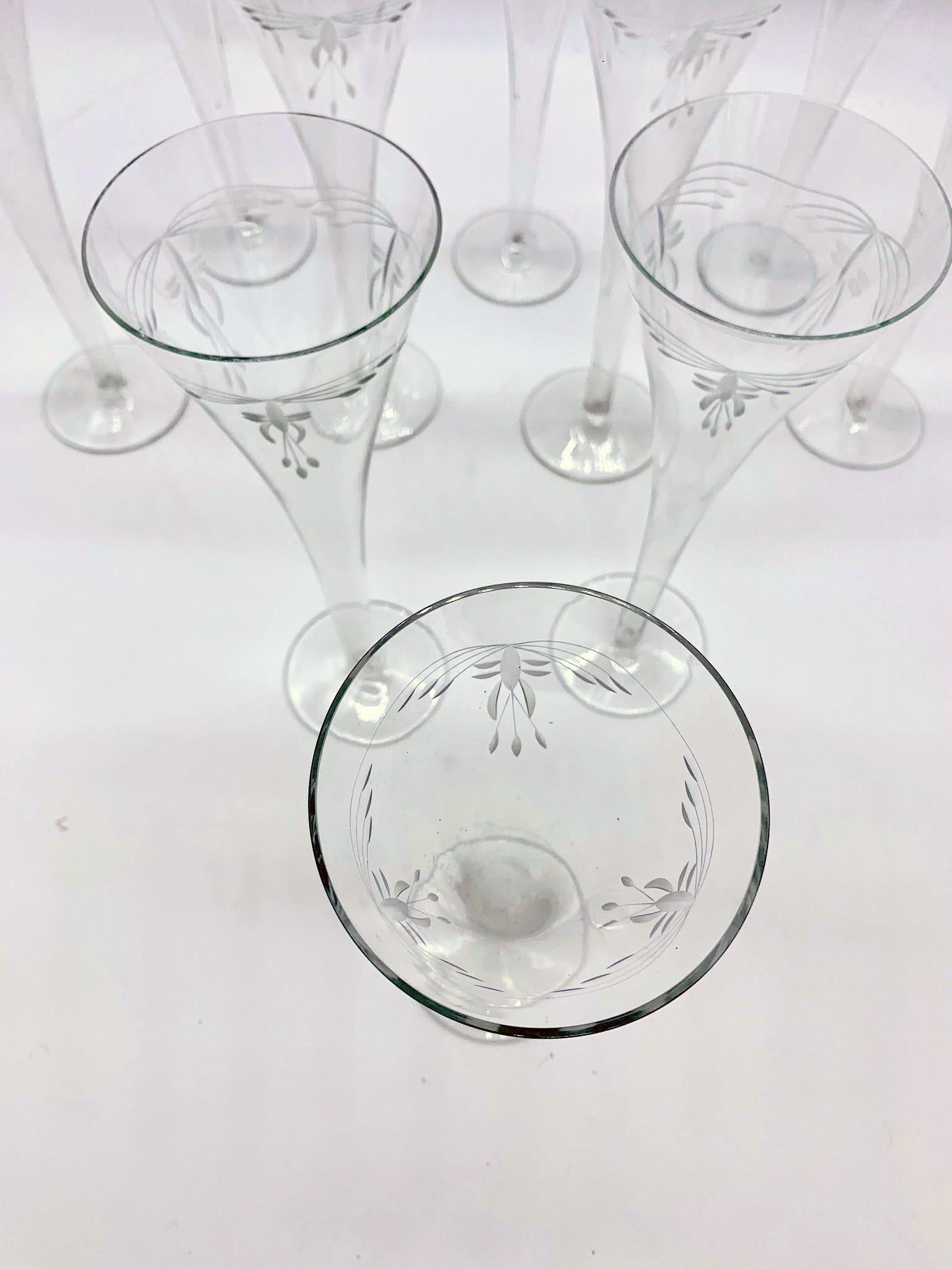 1900-1920 Art Nouveau Crystal Glasses Hand Blown with Engraved Flowers For Sale 2