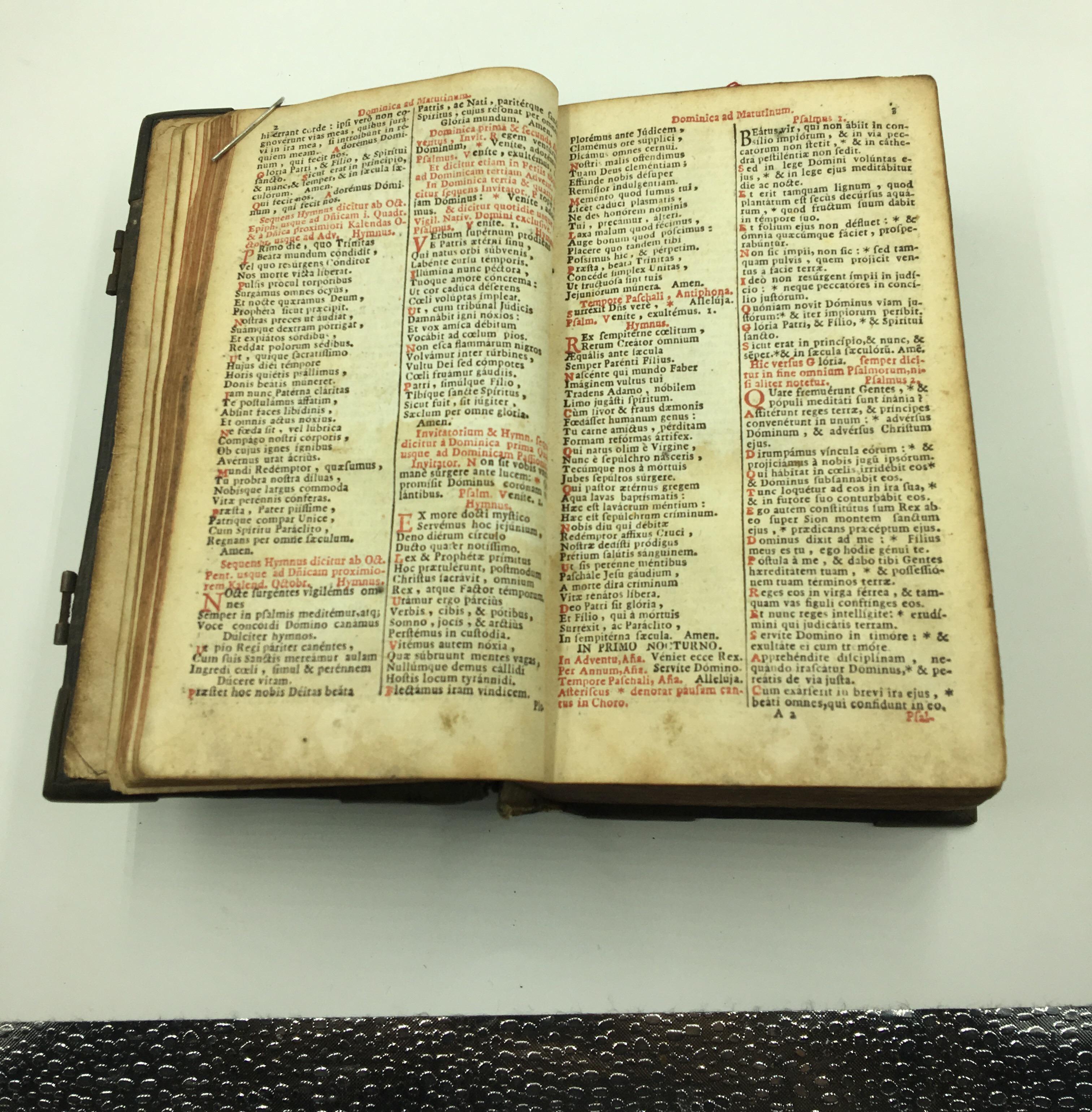 Breviary for Friars Minor of the Tertiary Order of Capuchin Friars 600 In Fair Condition For Sale In Lugano, Ticino
